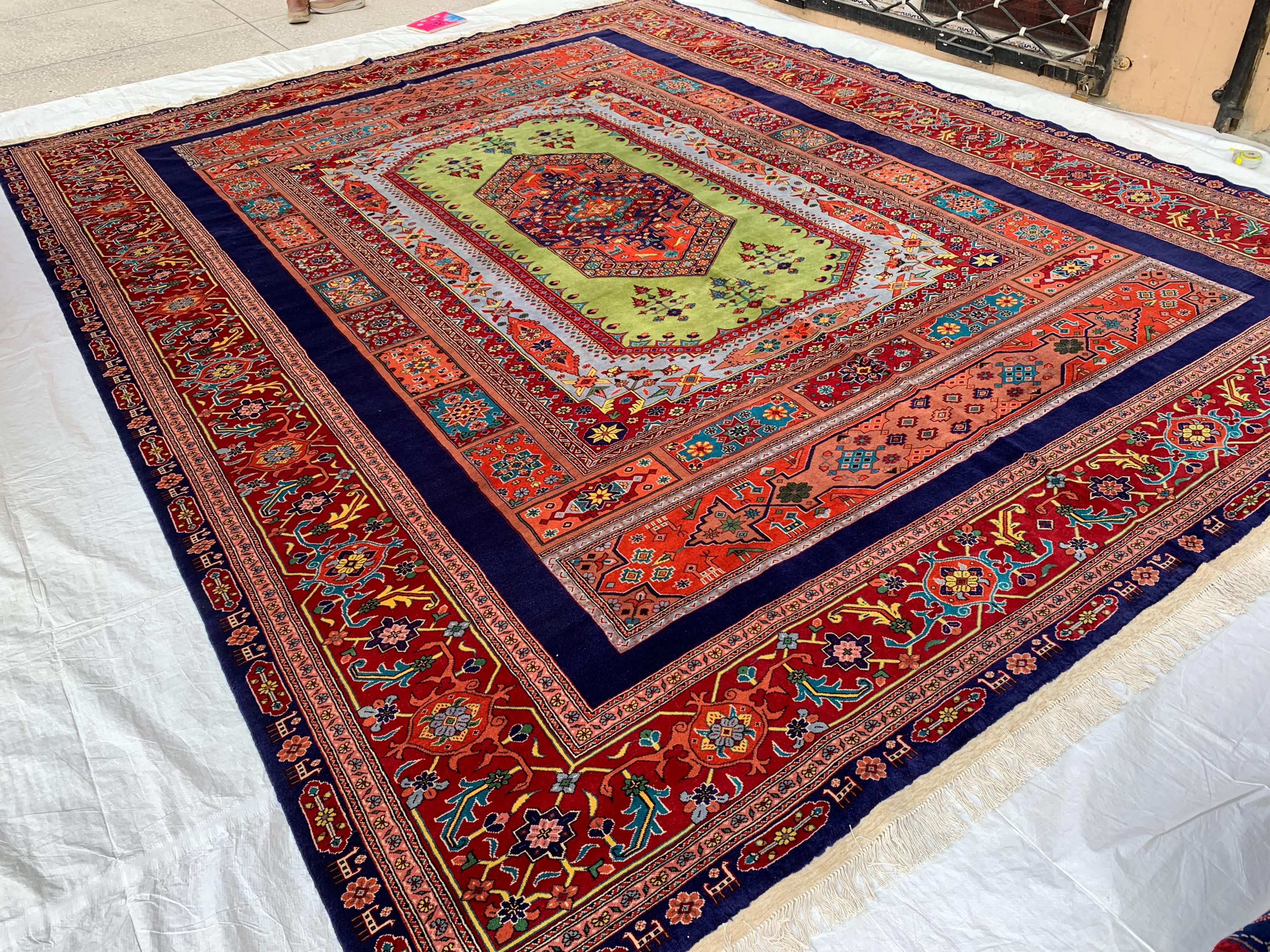 10x13 Top Quality Persian Rug – Wool, Silk and Cotton | Handmade Luxury Carpet | Traditional Red & Green Oriental Design | Collector’s Rug