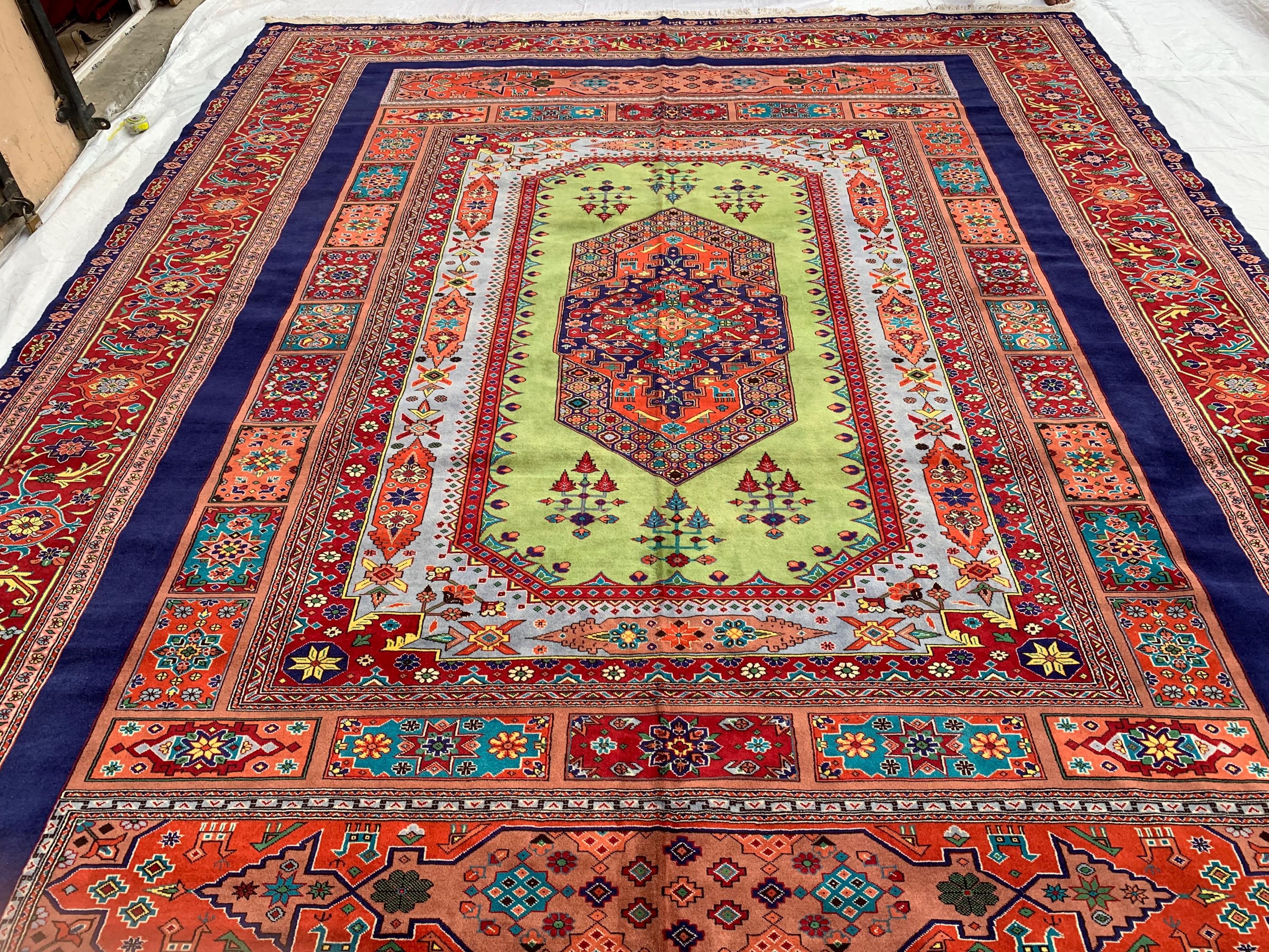10x13 Top Quality Persian Rug – Wool, Silk and Cotton | Handmade Luxury Carpet | Traditional Red & Green Oriental Design | Collector’s Rug