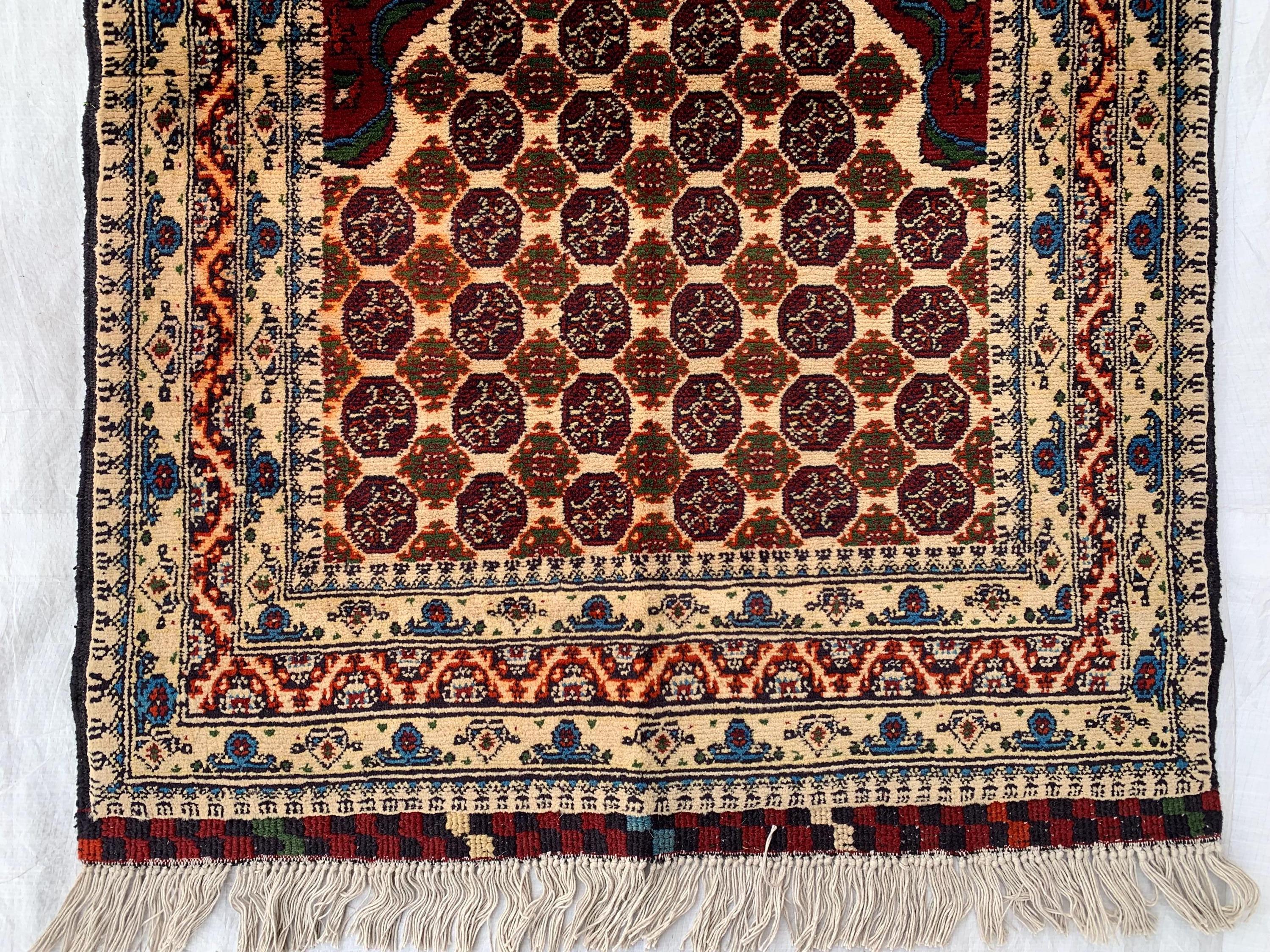 Hoja Roshnai Jumu’ah Prayer Mat – 4.6x3.5 ft – Anti-Slip & Lightweight for Home/Masjid