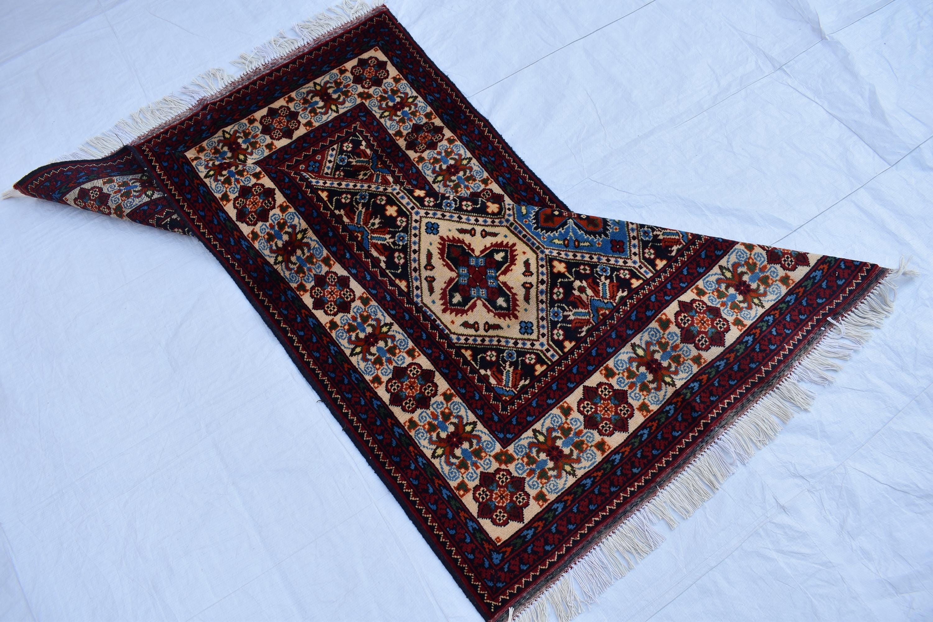 Handwoven Kashi Rug 3.3x5 ft – Traditional Afghan Wool Carpet, Small Area Rug, Persian Style Rug, Rug for Bedroom, Living Room, Hallway Rug