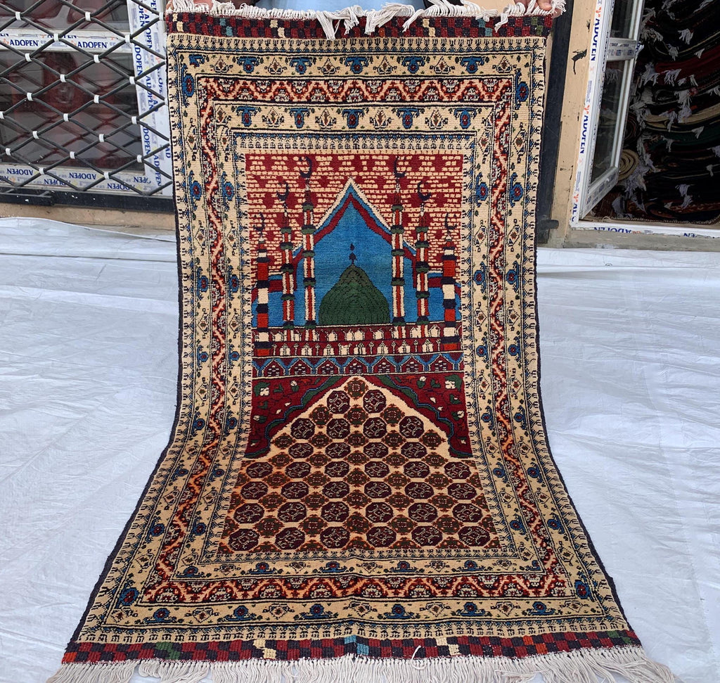 Hoja Roshnai Jumu’ah Prayer Mat – 4.6x3.5 ft – Anti-Slip & Lightweight for Home/Masjid