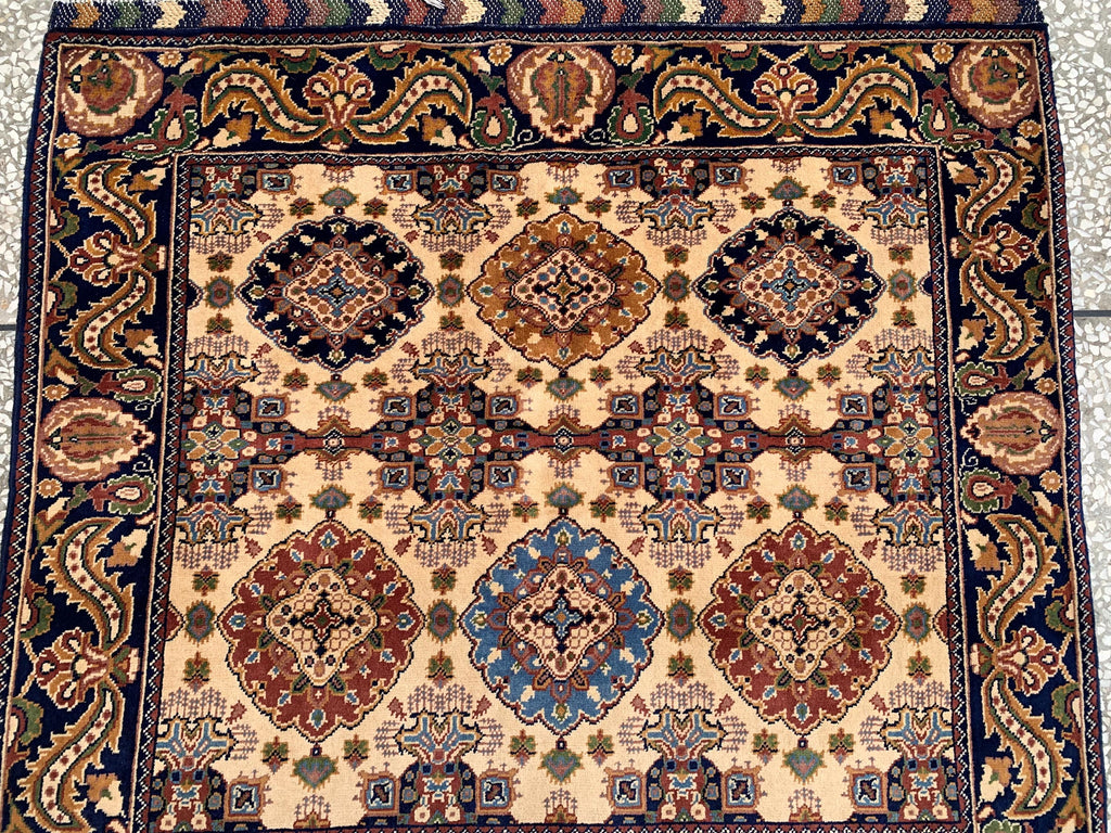 4x4ft, Multicolor Square Mazari Rug –Turkmen Handmade Afghan Wool Area Carpet, Tribal Pattern, Small Room or Entryway Accent Rug 131x131cm