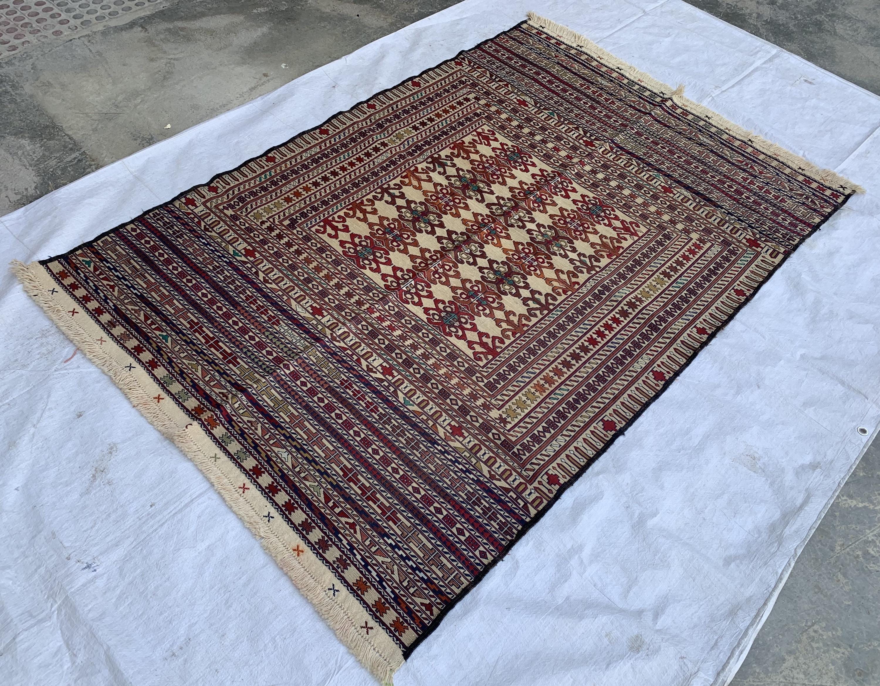 Maliki Kilim Rug 4.1x6.2 ft – Handmade Wool Area Rug, Functional Boho Decor, Tribal Vintage Carpet, Persian Style Floor Mat, Farmhouse Rug