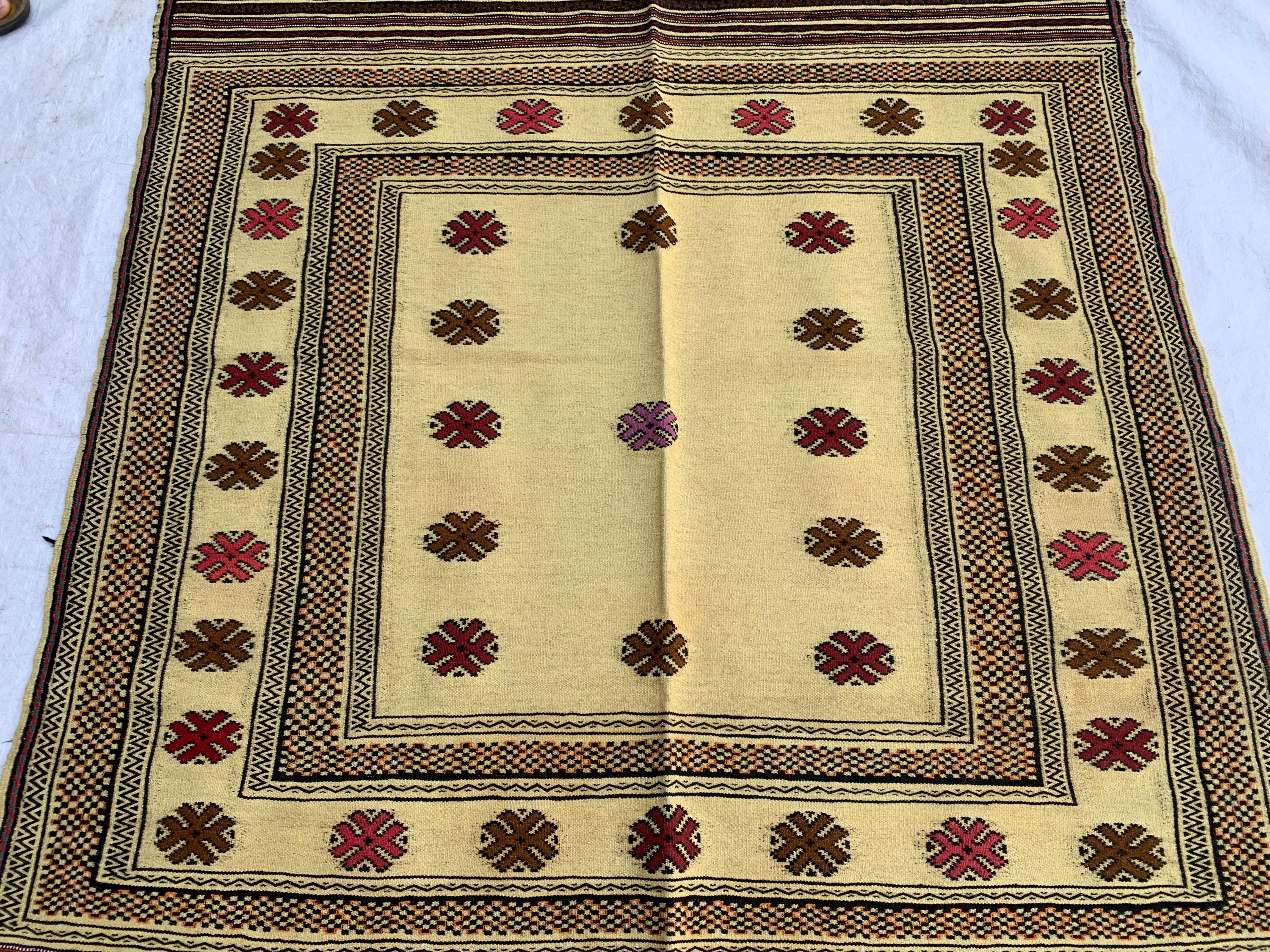 4x5 Handwoven Kilim Square Yellow Rug 4.11x4.4 –Boho Wool Area Carpet, Tribal Geometric Floor Mat, Vintage Ethnic Home Decor, Small Area Rug