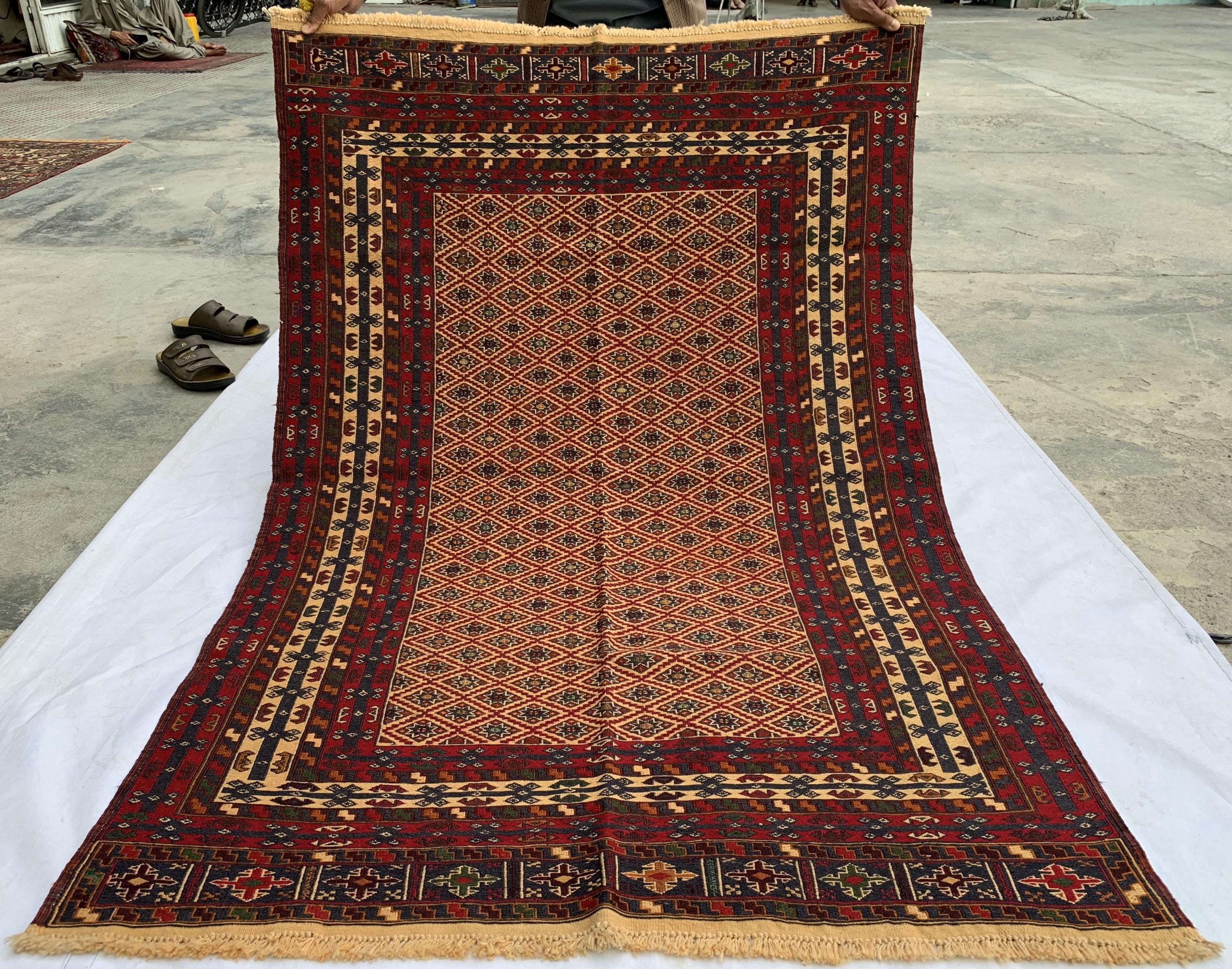 Collectible Vintage Herati Kilim Rug – Handwoven Persian Runner 4x6ft –Unique Wool Gift Idea, Perfect for Bedroom, Living room 185x124cm