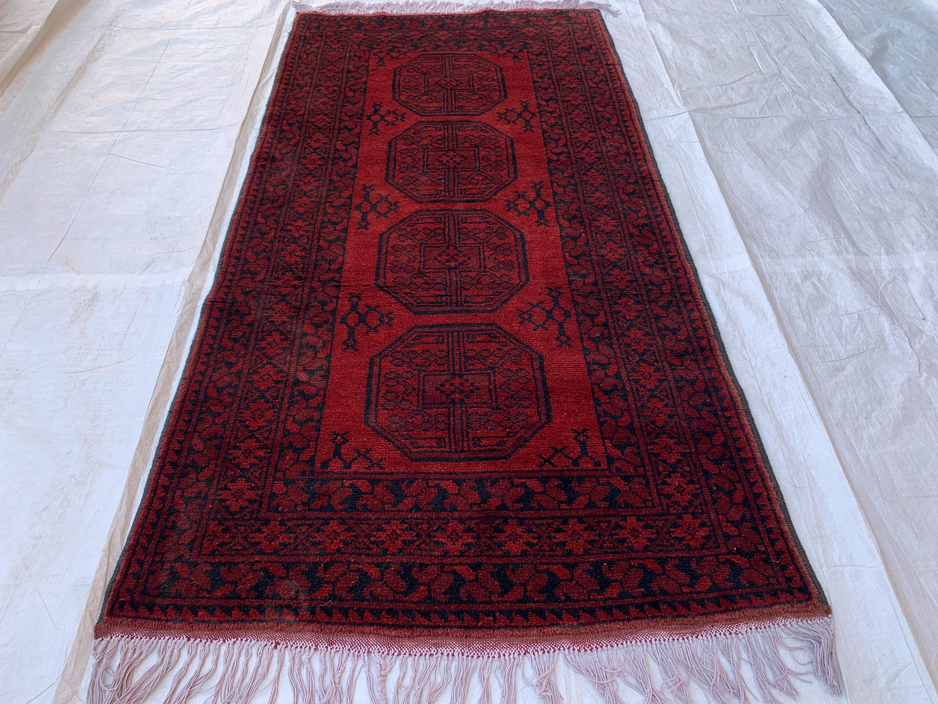 Collectible Rug Vintage 3x7Ft, Elephant Footprint Rug – Handwoven Tribal Area Rug, Boho Decor, Distressed Oriental Carpet, Hallway Runner