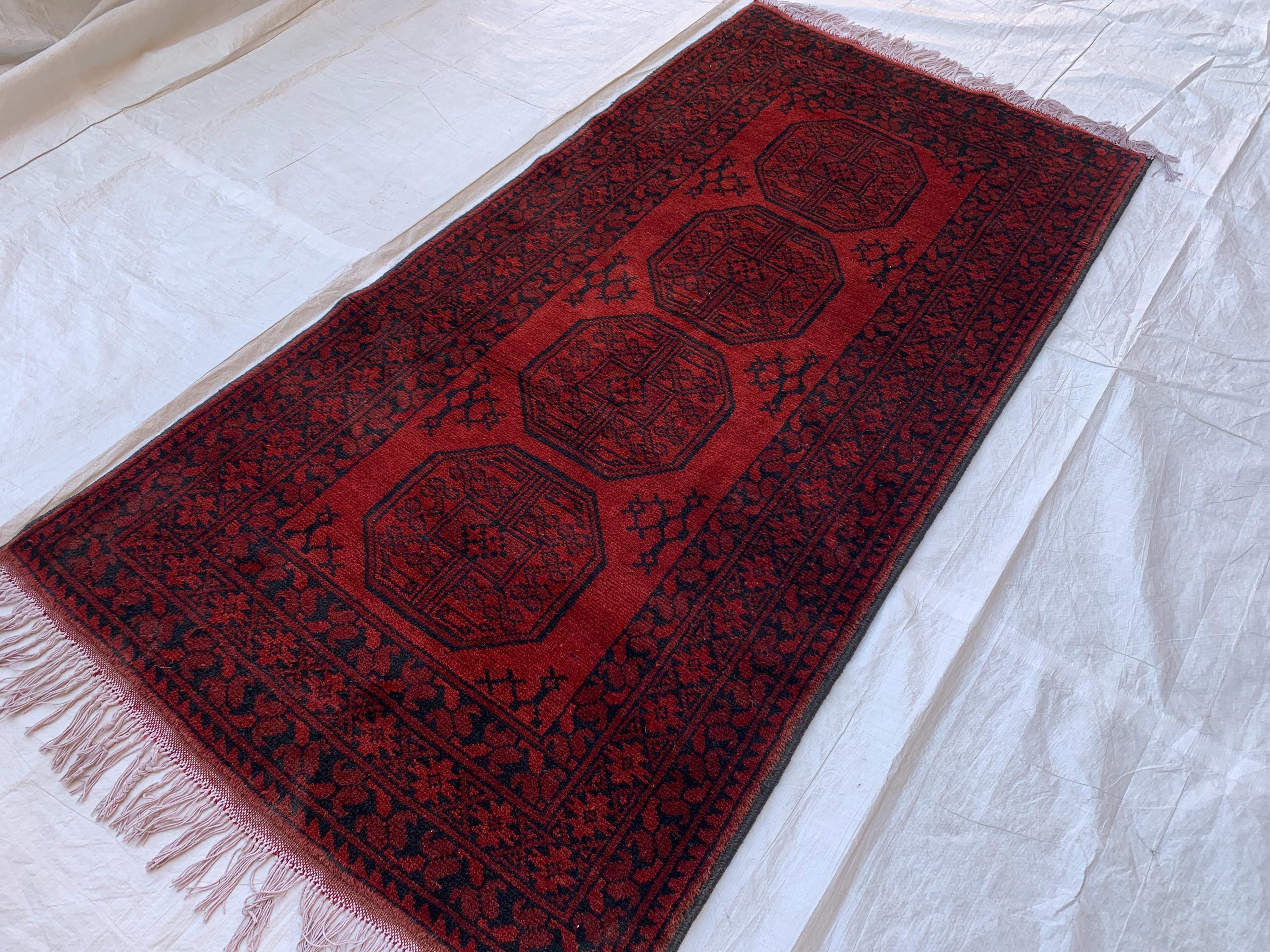 Collectible Rug Vintage 3x7Ft, Elephant Footprint Rug – Handwoven Tribal Area Rug, Boho Decor, Distressed Oriental Carpet, Hallway Runner