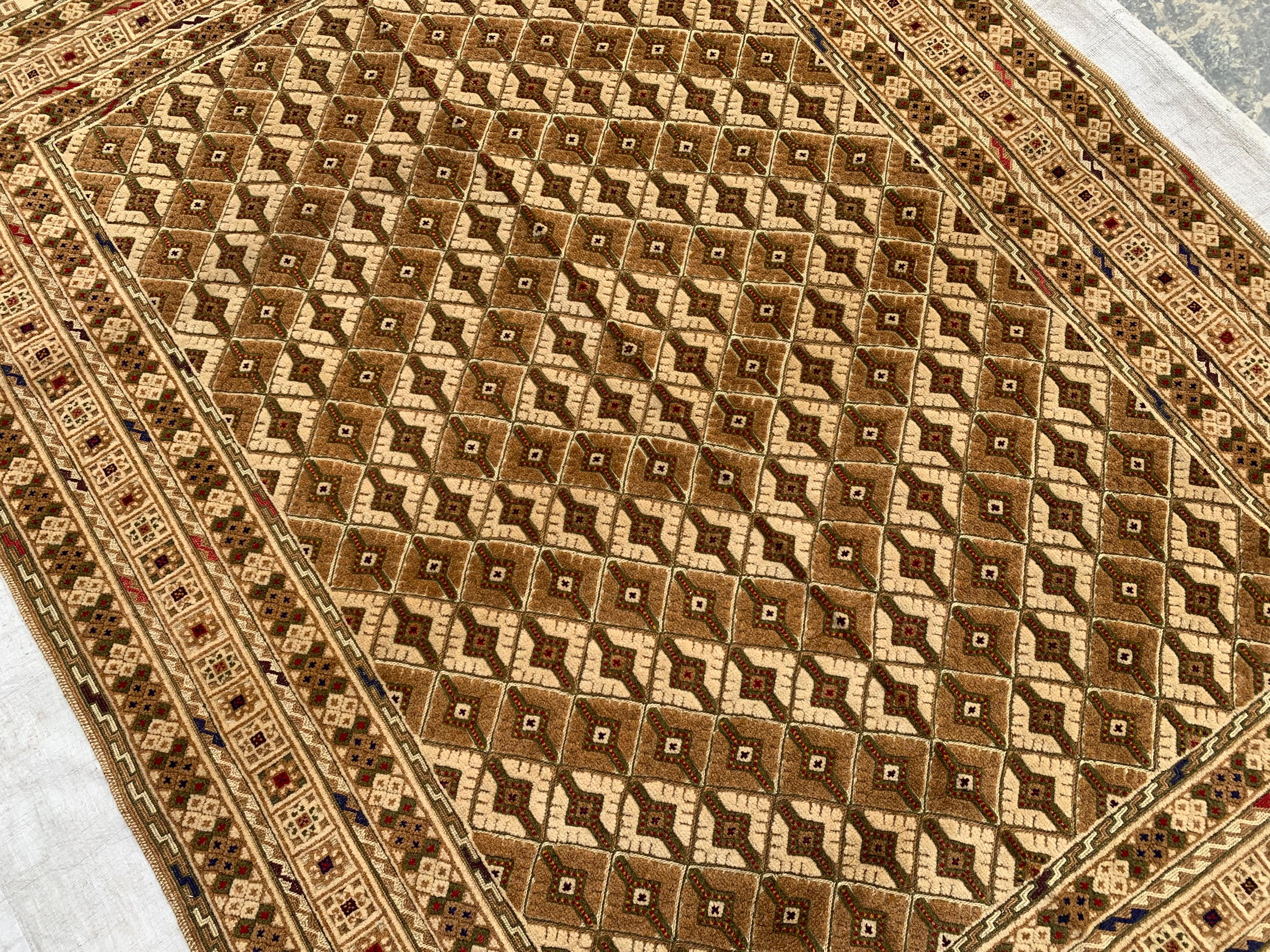 5x7ft Handmade Wool Rug – Brown & Beige Geometric Pattern Area Carpet | Tribal Boho Floor Decor | Hand-Knotted Oriental Rug for Living Room