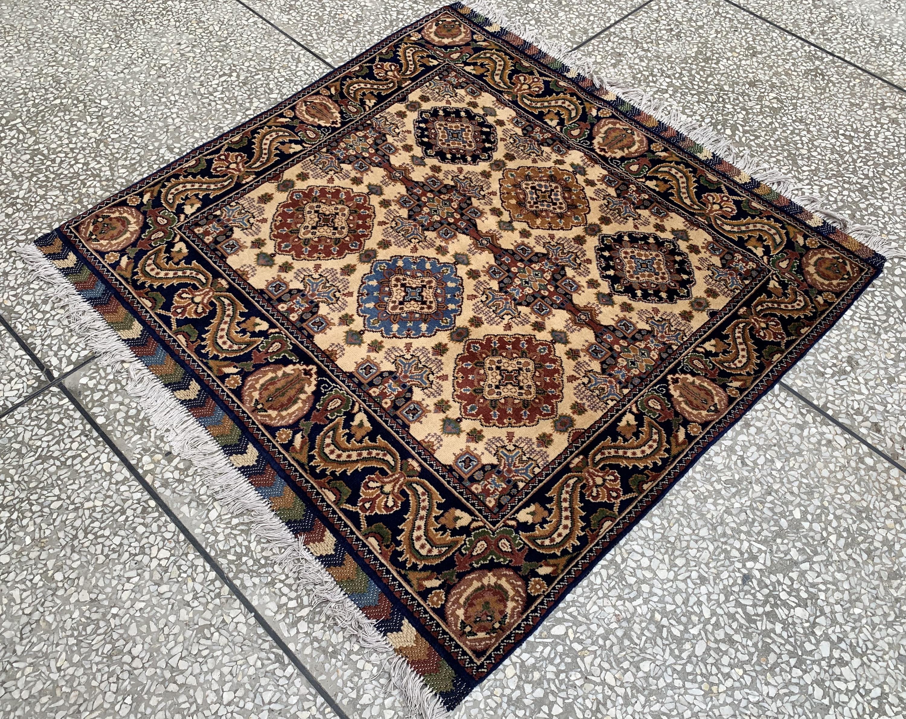 4x4ft, Multicolor Square Mazari Rug –Turkmen Handmade Afghan Wool Area Carpet, Tribal Pattern, Small Room or Entryway Accent Rug 131x131cm