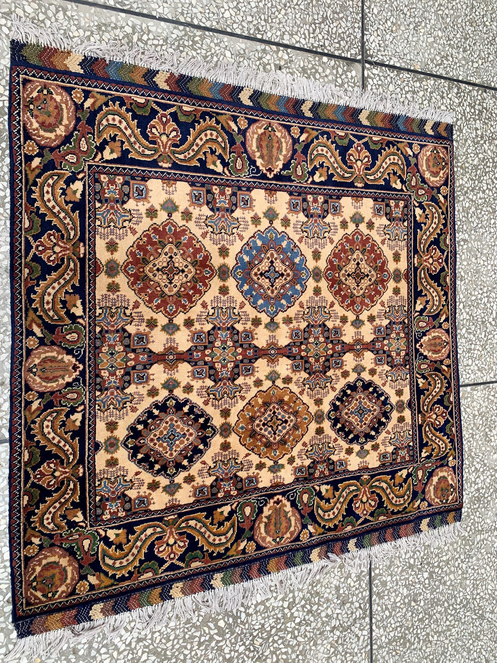 4x4ft, Multicolor Square Mazari Rug –Turkmen Handmade Afghan Wool Area Carpet, Tribal Pattern, Small Room or Entryway Accent Rug 131x131cm