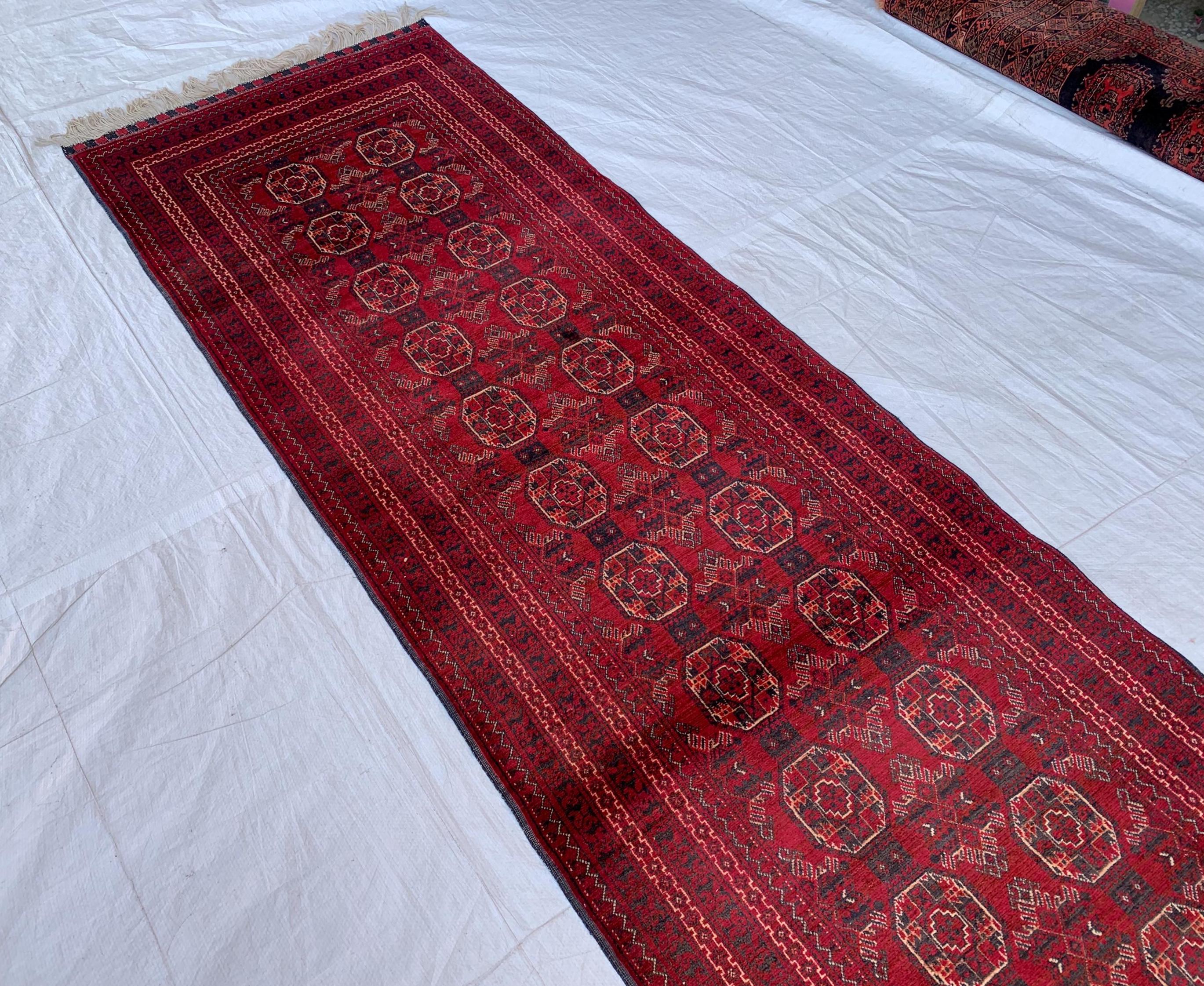 Vintage Waziri Runner Rug 10x2.9 – Hand-Knotted Tribal Hallway Rug, Boho Wool Carpet, Persian Style Narrow Runner Collectible rug, 304x82cm