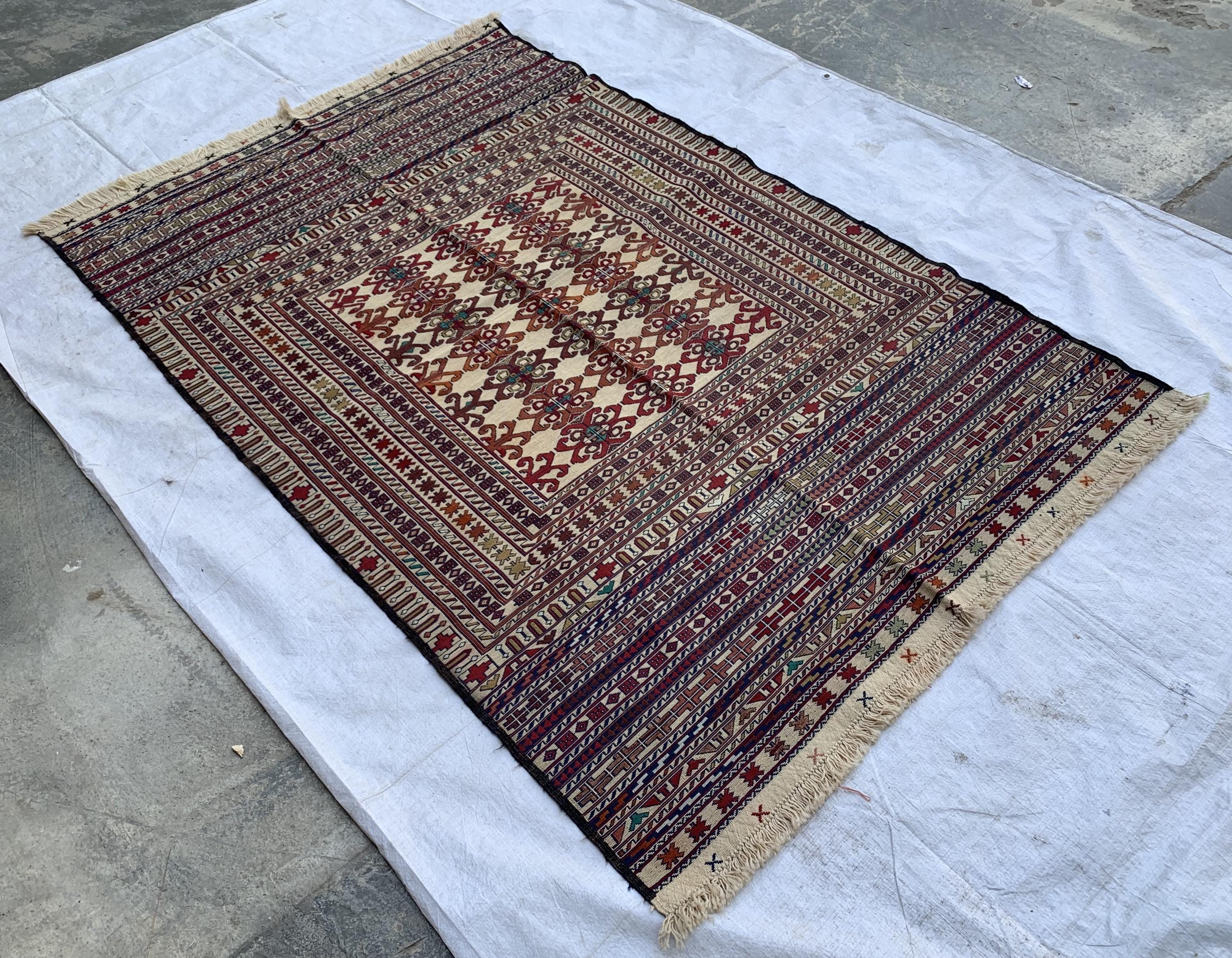 Maliki Kilim Rug 4.1x6.2 ft – Handmade Wool Area Rug, Functional Boho Decor, Tribal Vintage Carpet, Persian Style Floor Mat, Farmhouse Rug