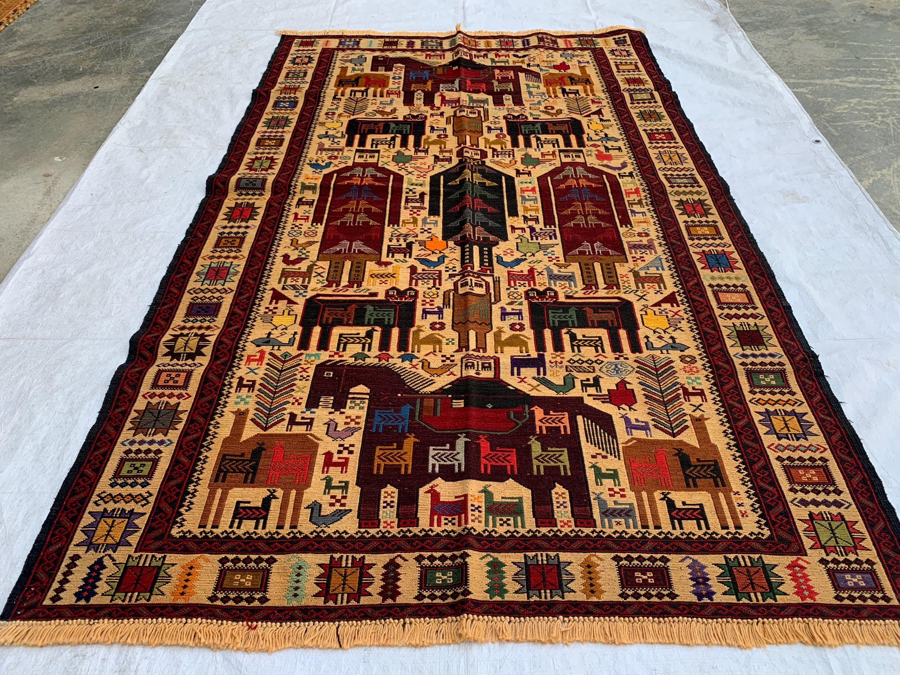 Pictorial Vintage Rug 5.6x4.1 ft – Handmade Wool Animal Scene Carpet, Tribal Wall Hanging, Persian Boho Decor, Rustic Art Rug, Farmhouse rug