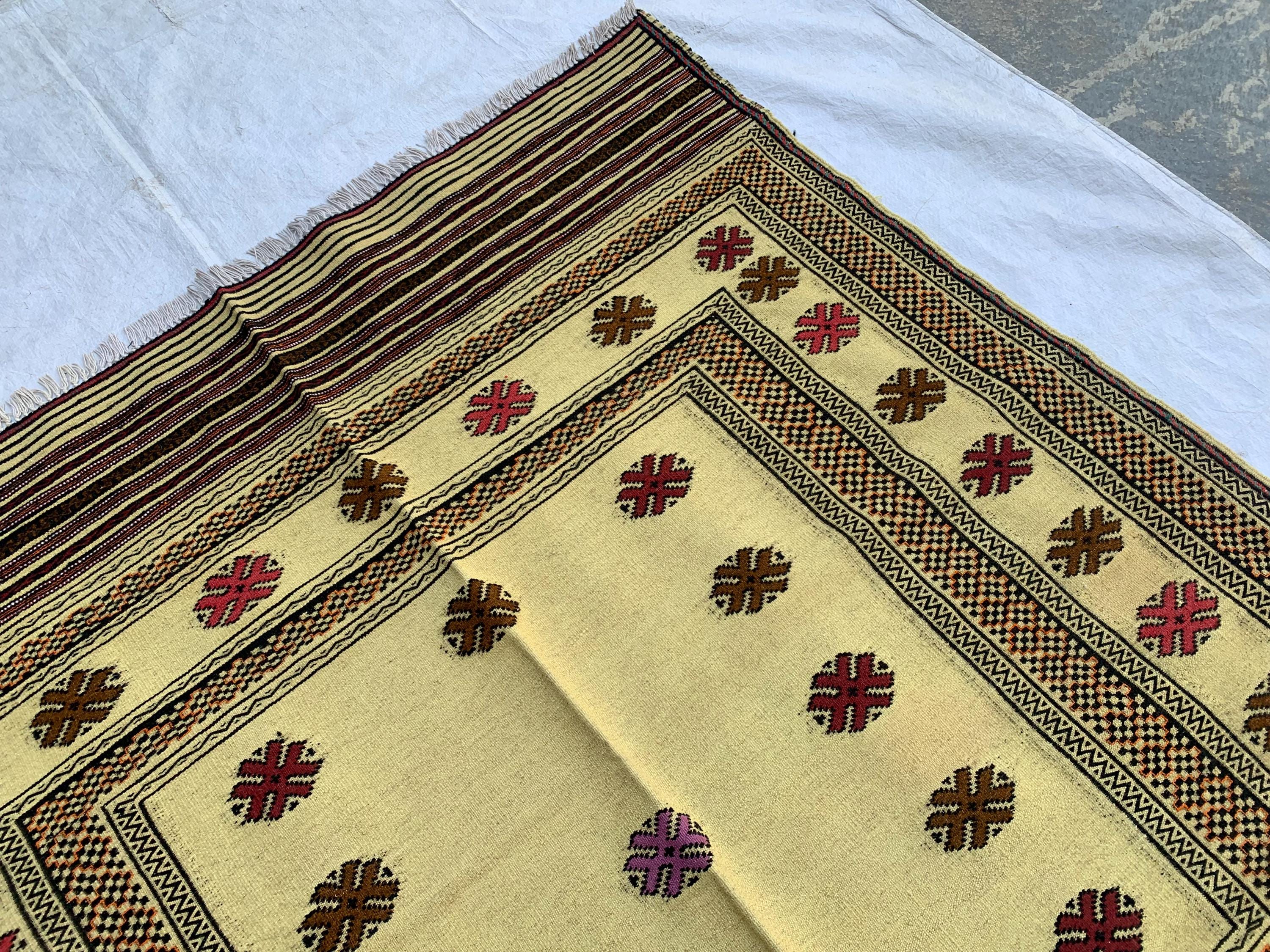 4x5 Handwoven Kilim Square Yellow Rug 4.11x4.4 –Boho Wool Area Carpet, Tribal Geometric Floor Mat, Vintage Ethnic Home Decor, Small Area Rug