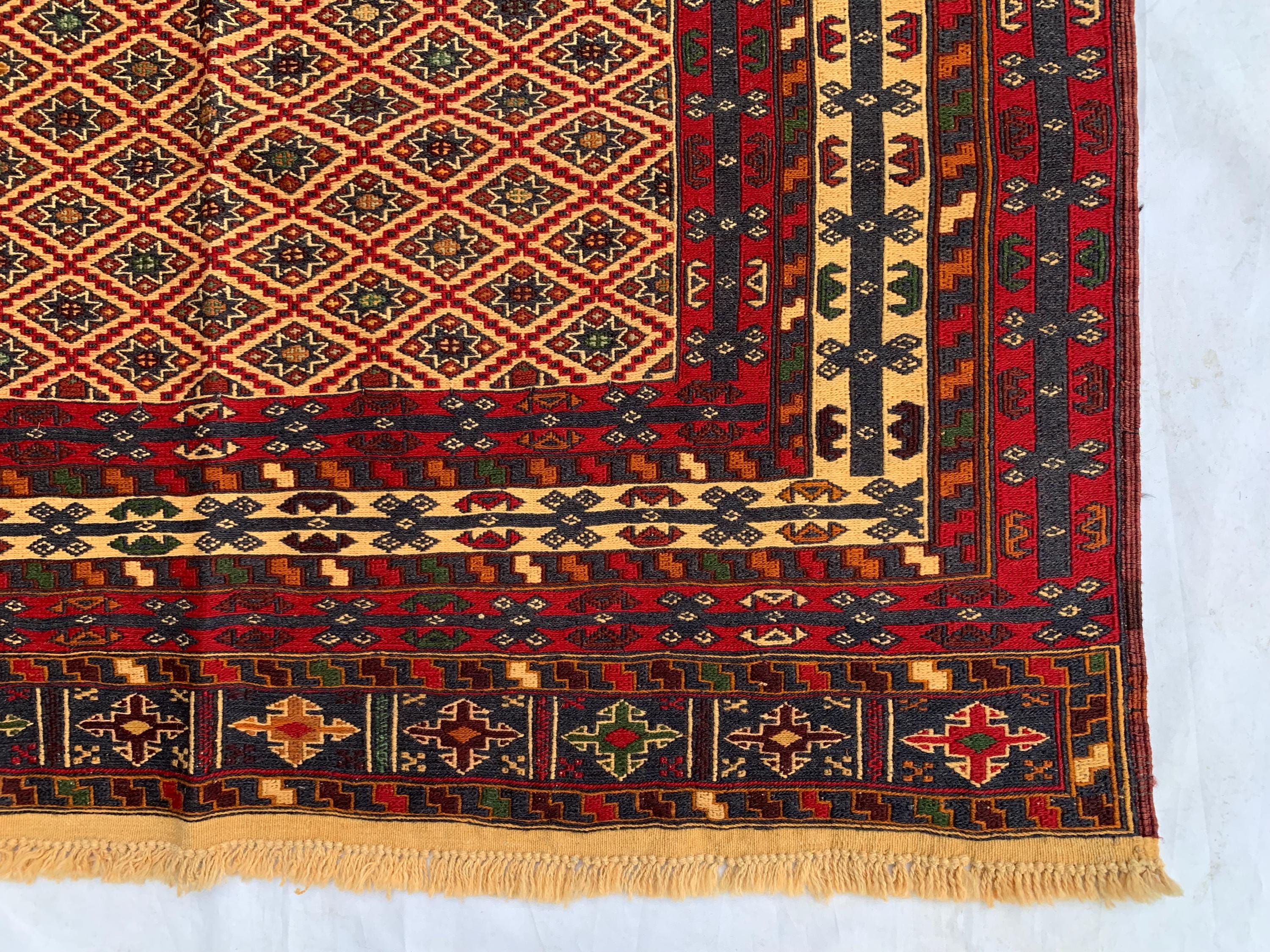 Collectible Vintage Herati Kilim Rug – Handwoven Persian Runner 4x6ft –Unique Wool Gift Idea, Perfect for Bedroom, Living room 185x124cm