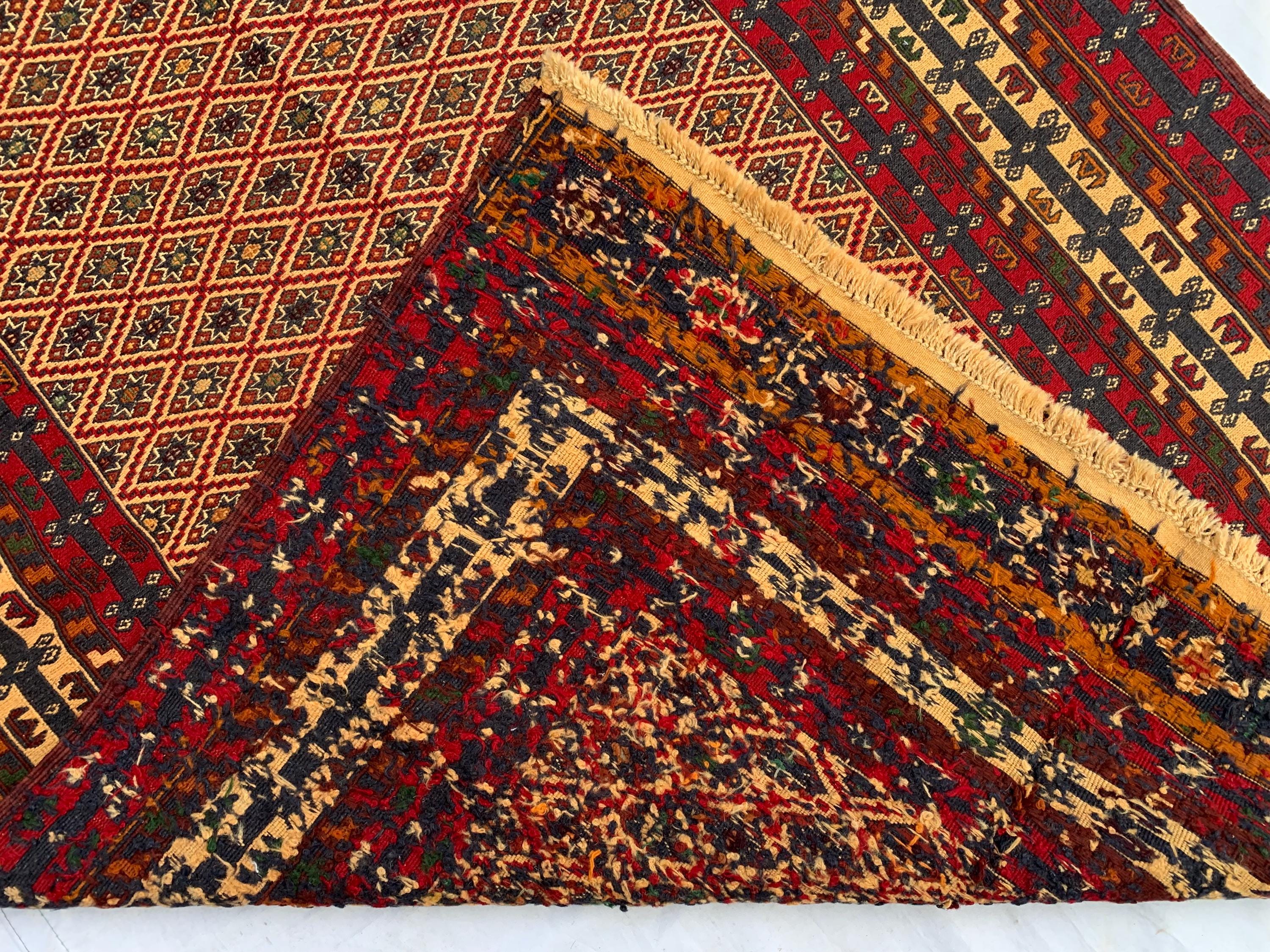 Collectible Vintage Herati Kilim Rug – Handwoven Persian Runner 4x6ft –Unique Wool Gift Idea, Perfect for Bedroom, Living room 185x124cm