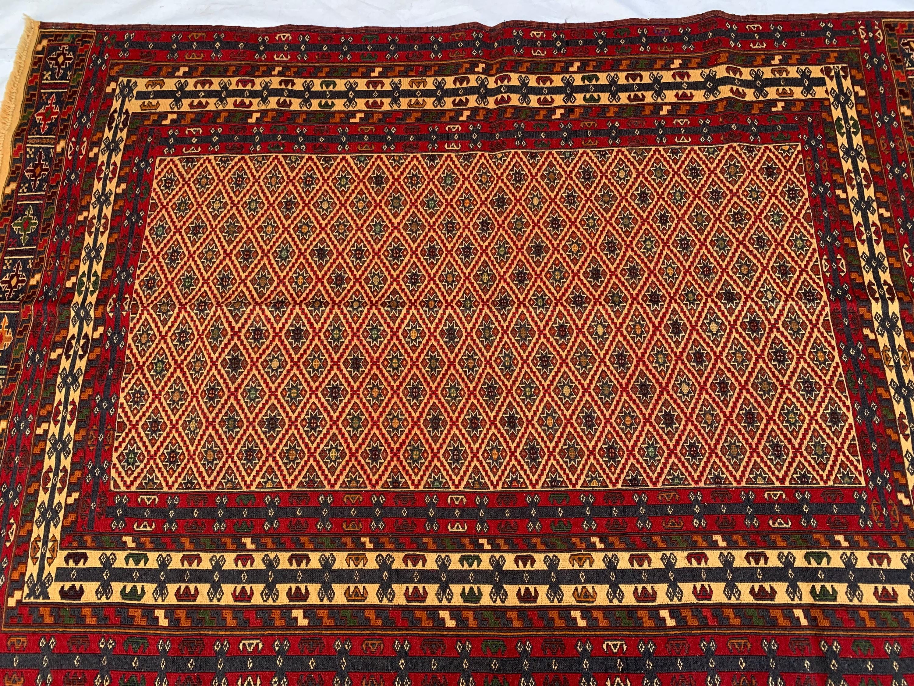 Collectible Vintage Herati Kilim Rug – Handwoven Persian Runner 4x6ft –Unique Wool Gift Idea, Perfect for Bedroom, Living room 185x124cm