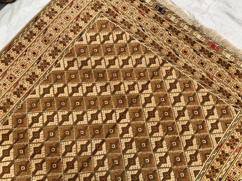 5x7ft Handmade Wool Rug – Brown & Beige Geometric Pattern Area Carpet | Tribal Boho Floor Decor | Hand-Knotted Oriental Rug for Living Room