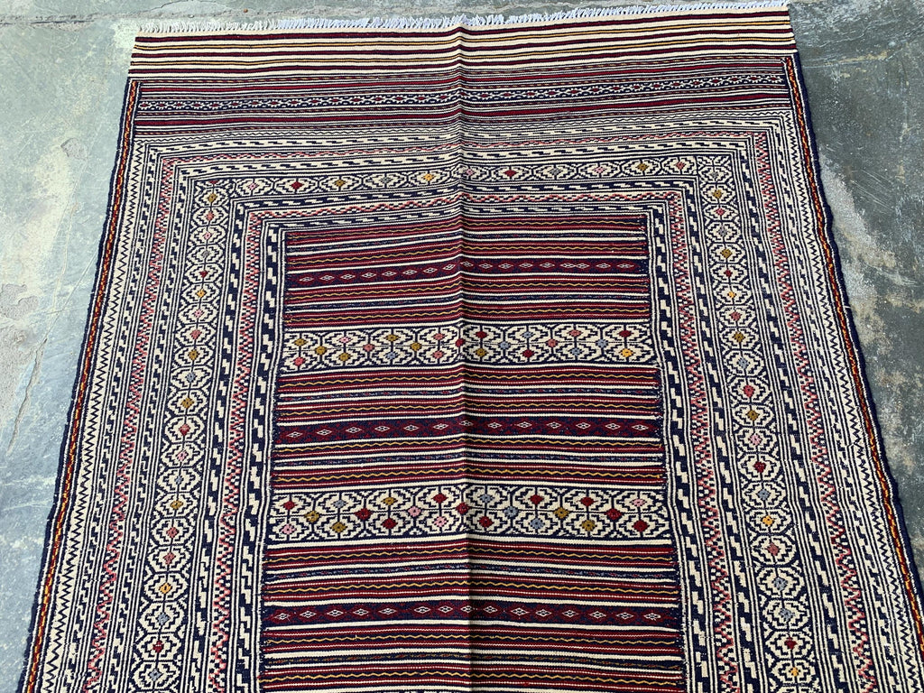 4x6 ft Handwoven Afghan Kilim Rug – Tribal Wool Flatweave Carpet, Cream & Burgundy Geometric Pattern, Boho Nomadic Area Rug, Ethnic Decor