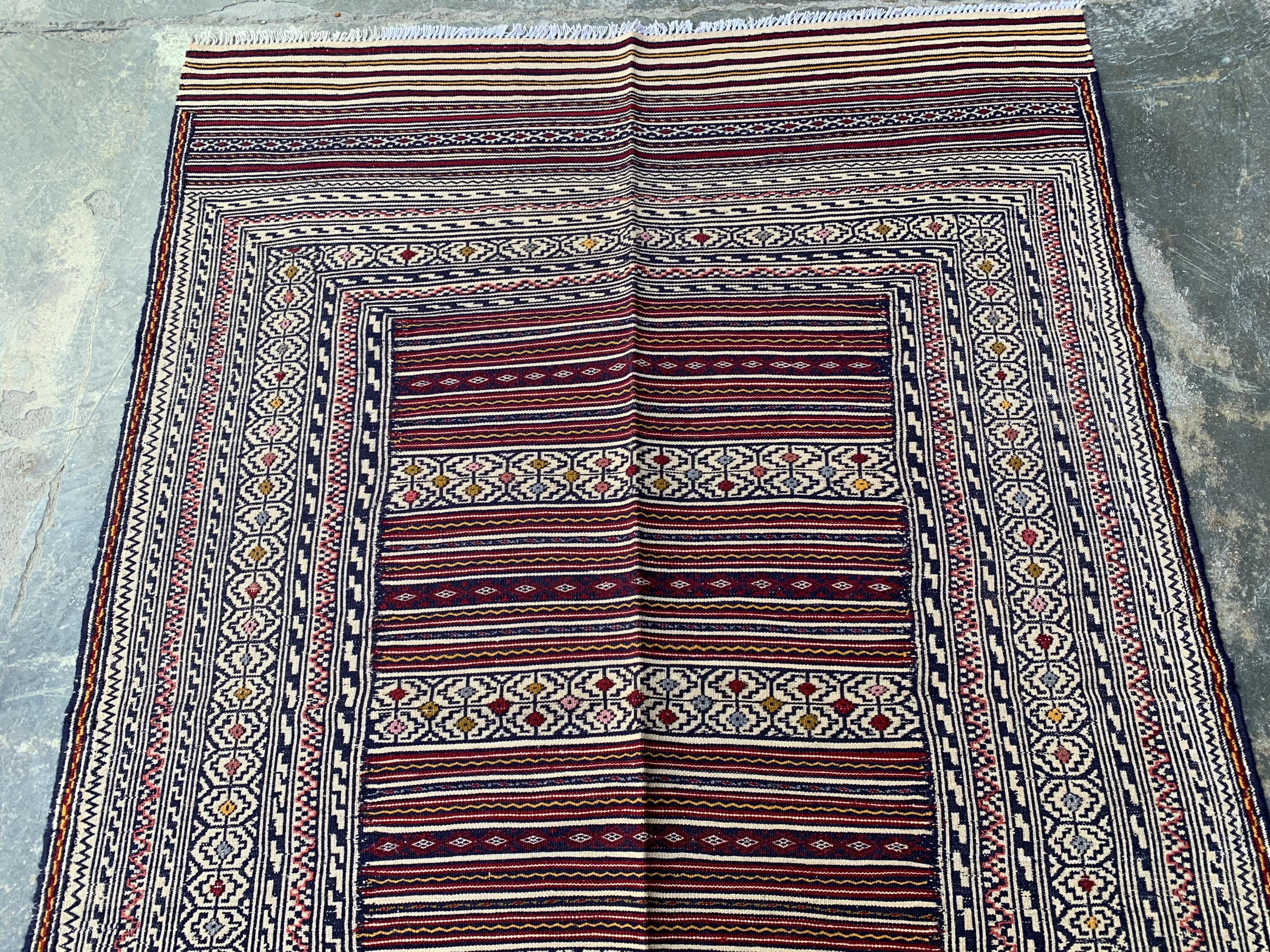 4x6 ft Handwoven Afghan Kilim Rug – Tribal Wool Flatweave Carpet, Cream & Burgundy Geometric Pattern, Boho Nomadic Area Rug, Ethnic Decor
