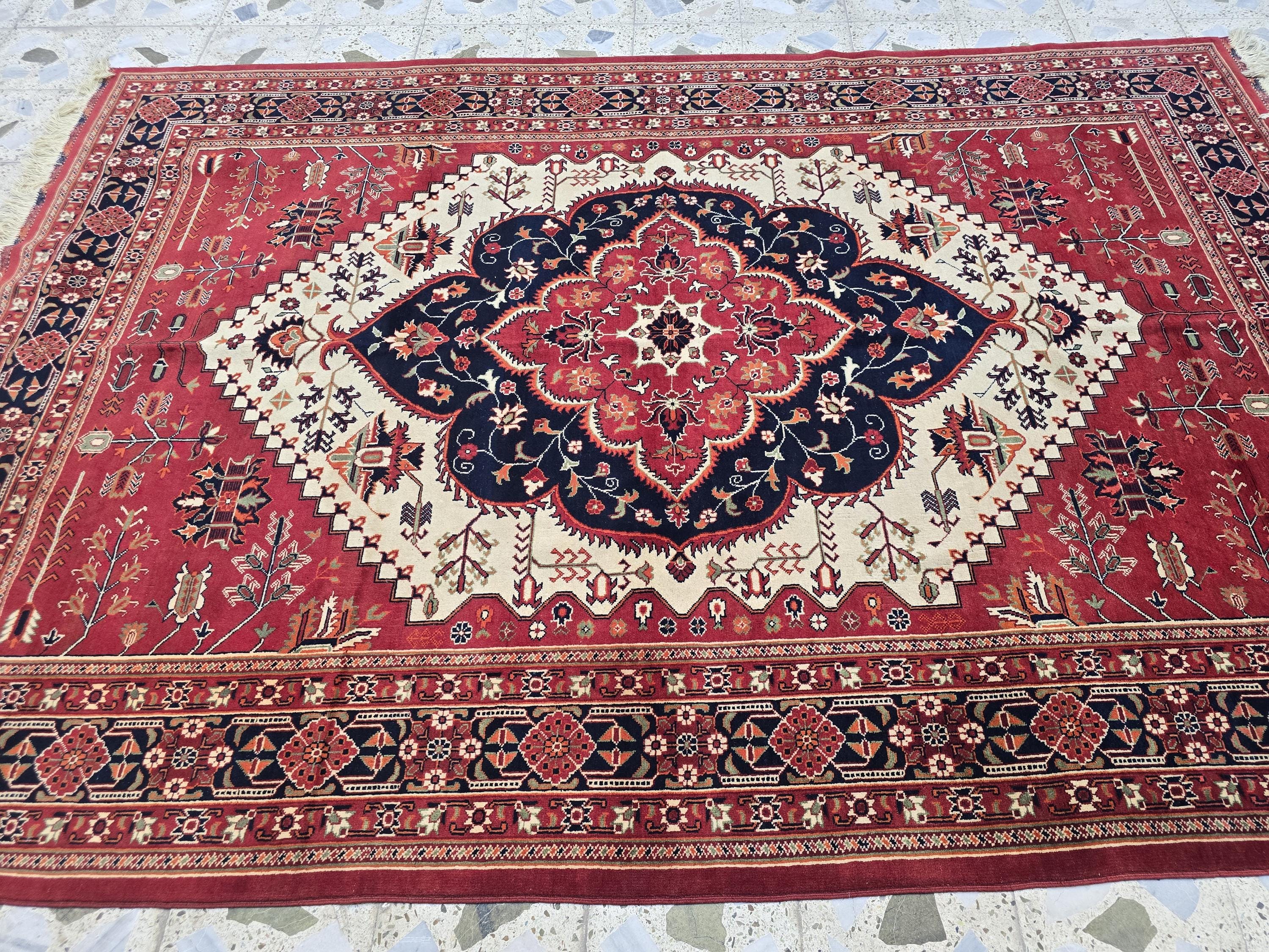 Heriz Rug 7x10ft – Persian Area Rug – Turkmen Large Tribal Rug – Red Black Geometric Carpet – Oriental Wool Rug – Boho Living Room Decor