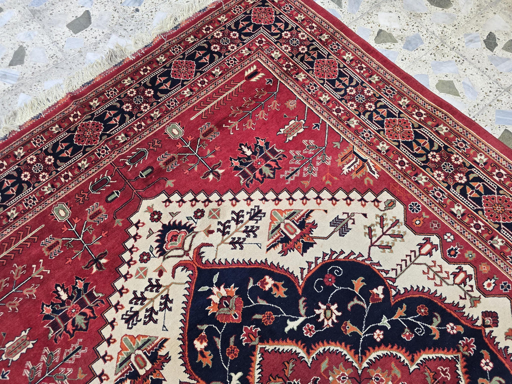 Heriz Rug 7x10ft – Persian Area Rug – Turkmen Large Tribal Rug – Red Black Geometric Carpet – Oriental Wool Rug – Boho Living Room Decor