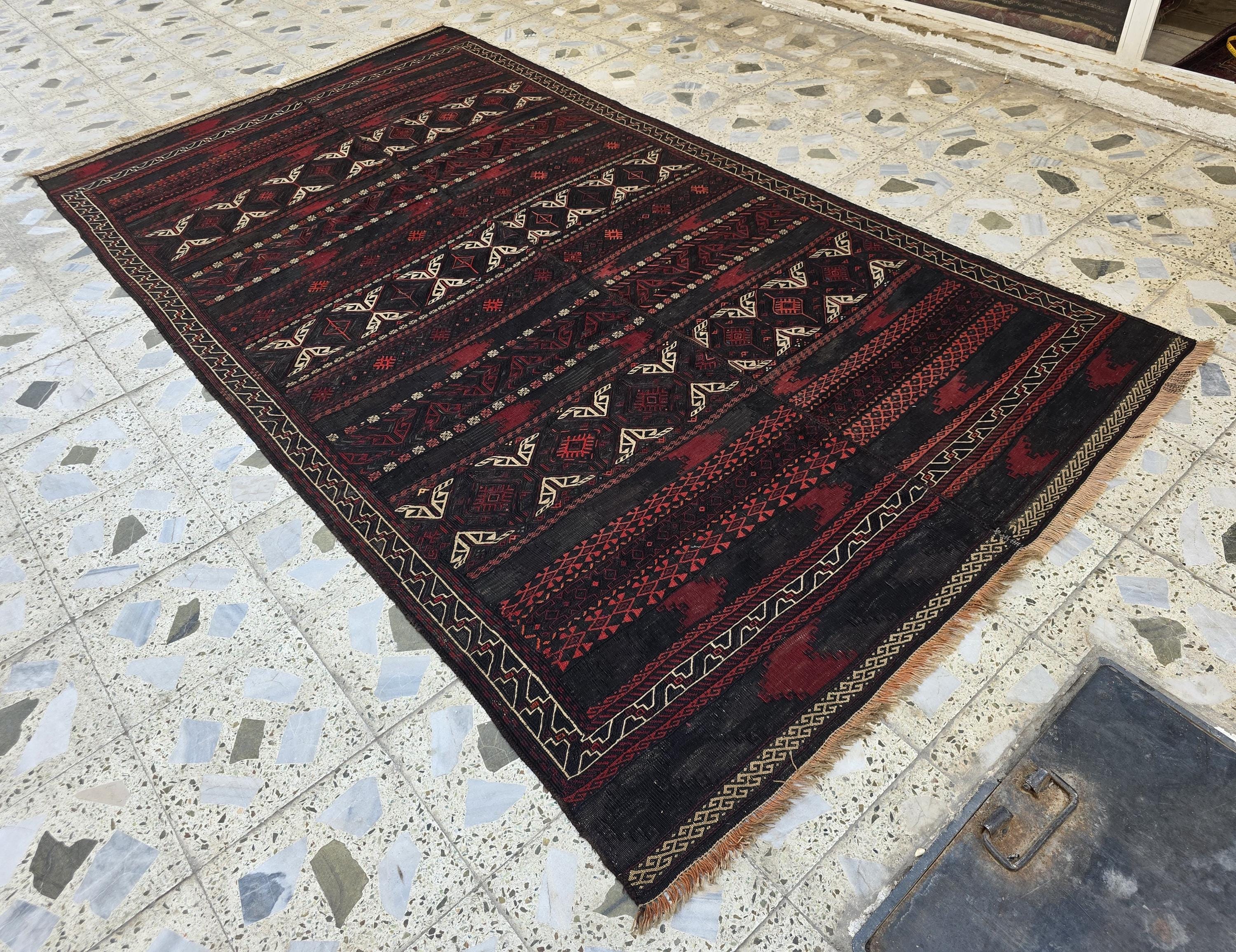 5x10ft Vintage Large Afghan Kilim Rug – Handwoven Tribal Red & Black Wool Flatweave – Boho Living Room, Office, or Area Decor Rug 306x161 cm