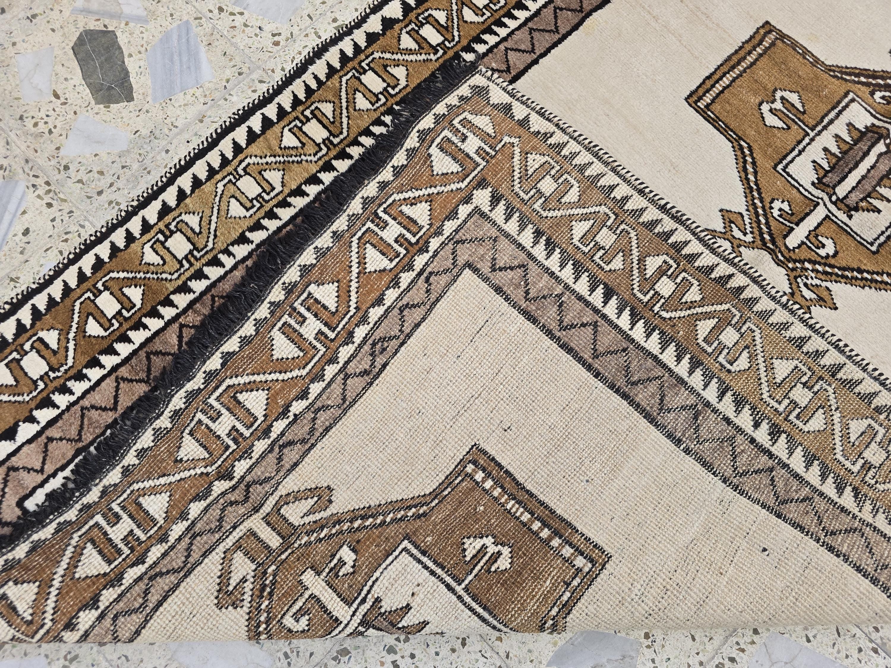 4x8ft, Natural Gabba Runner Rug – Handwoven Tribal Wool Rug, Neutral Boho Hallway Carpet, Turkmen Wool Area Rug, Rug for Entryway, Farmhouse