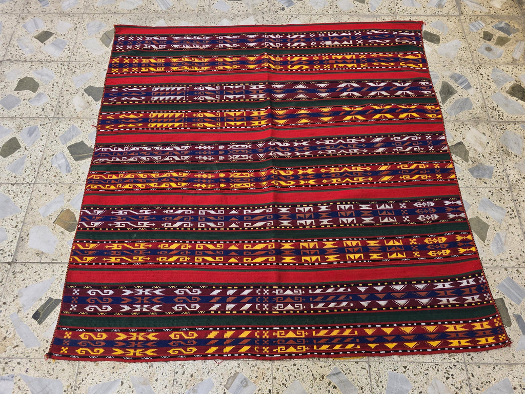 4'5x4'5 Square Kilim Afghan Handmade, Turkmen Geometric Wool Area Rug, Perfect for Dining Table, Living Room, Bedroom Rug 140x140