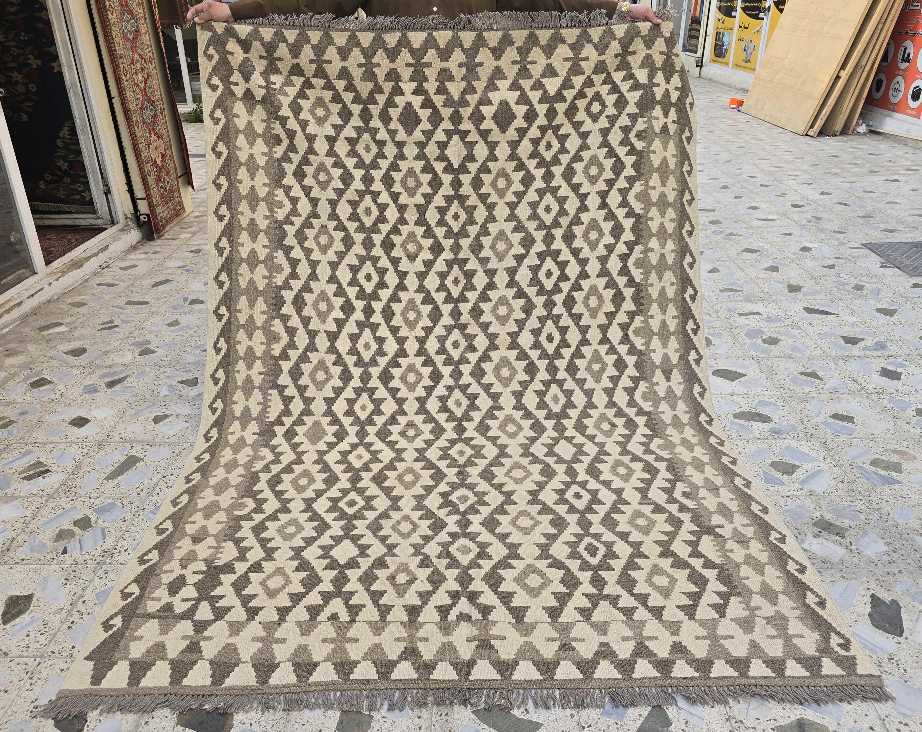 6x8ft, Vintage Kilim Rug – Handwoven Tribal Wool Flatweave in Neutral Beige & Brown –Boho Living Room Rug, Large Area Decor, Collectible Rug