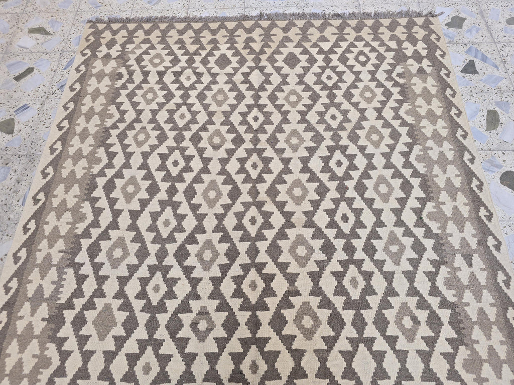 6x8ft, Vintage Kilim Rug – Handwoven Tribal Wool Flatweave in Neutral Beige & Brown –Boho Living Room Rug, Large Area Decor, Collectible Rug