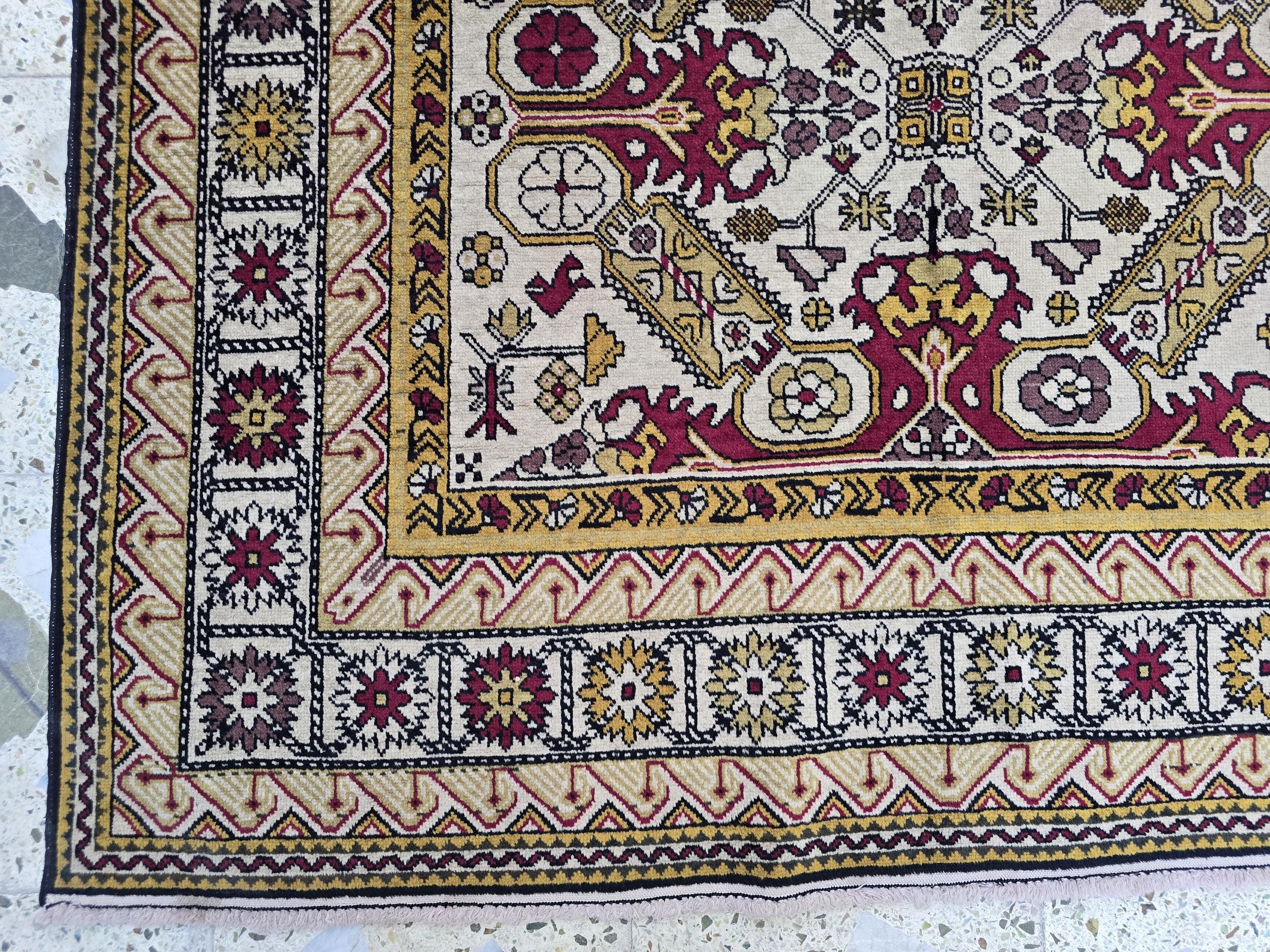 Shirvan Handwoven 4x7ft Vintage Afghan Rug, Geometric light beige and red Wool Area Rug, Living Room Rug, Bedroom Rug