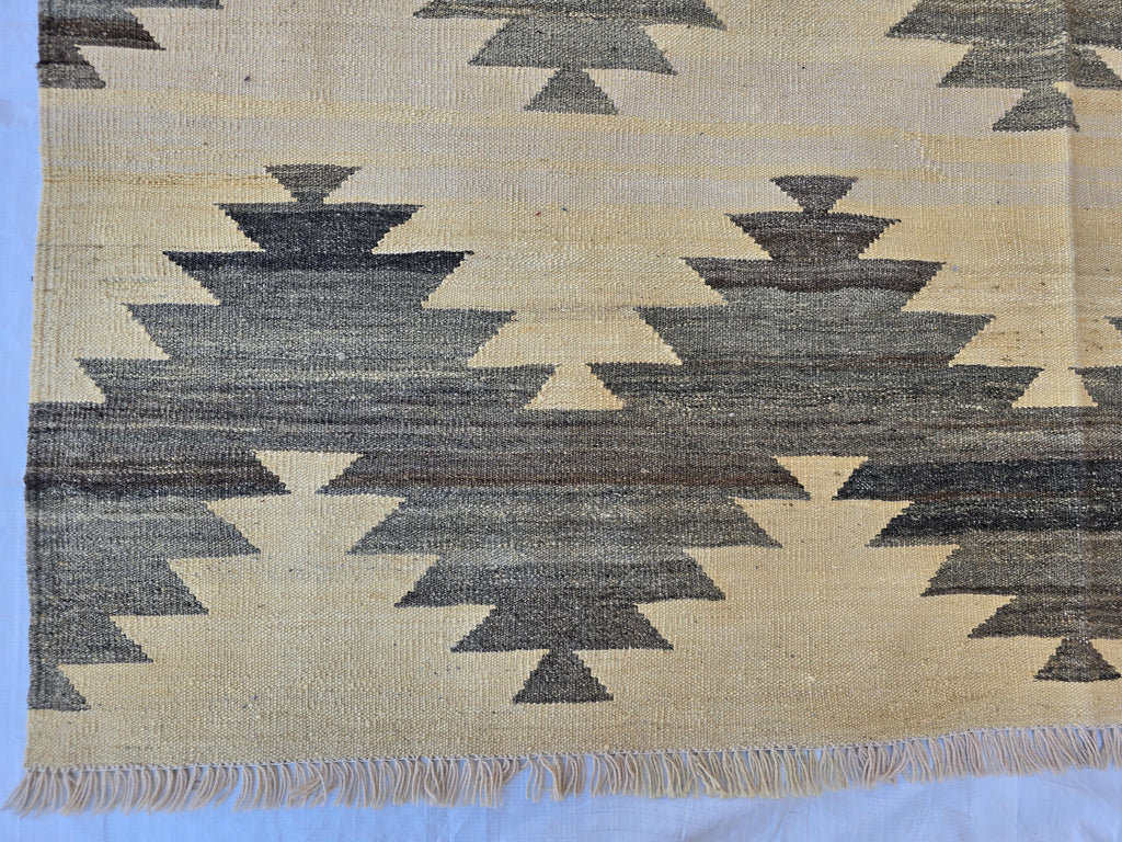 7x10Ft Large Tribal Kilim Rug – Handwoven Geometric Afghan Wool Carpet in Neutral Earth Tones – Boho Area Rug for Living Room or Bedroom