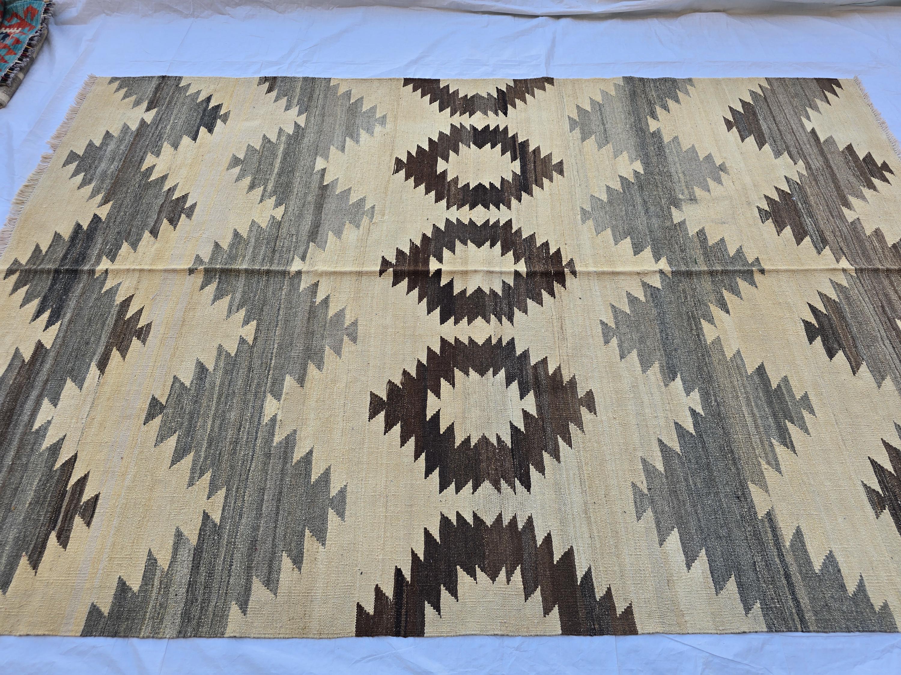 7x10Ft Large Tribal Kilim Rug – Handwoven Geometric Afghan Wool Carpet in Neutral Earth Tones – Boho Area Rug for Living Room or Bedroom