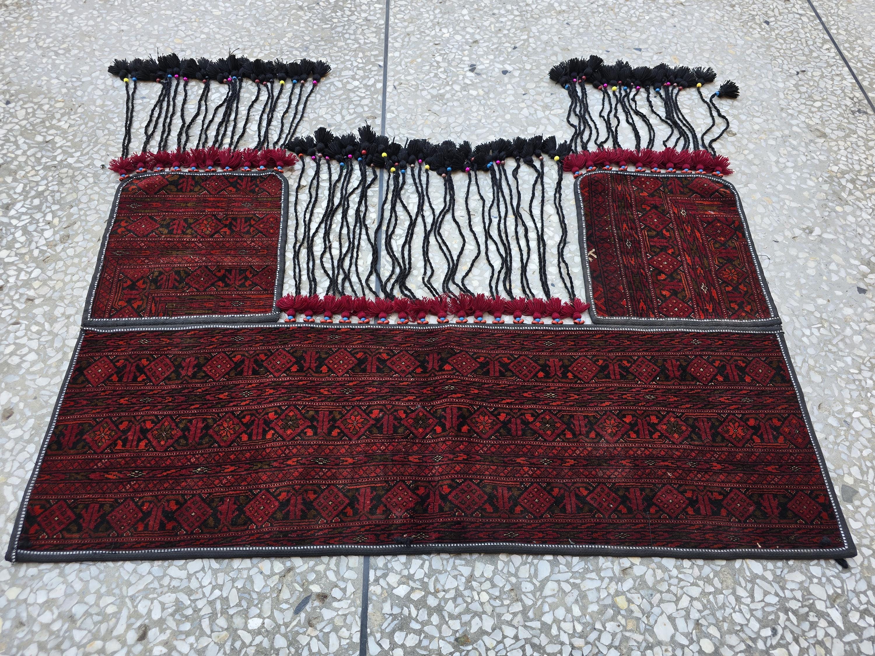 4x3 Handwoven Afghan Wall Hanging Rug, Turkmen Wool Red Tapestry, Boho Home Decor, Living Room Decor, Bedroom Decor, Kitchen Wall Decor