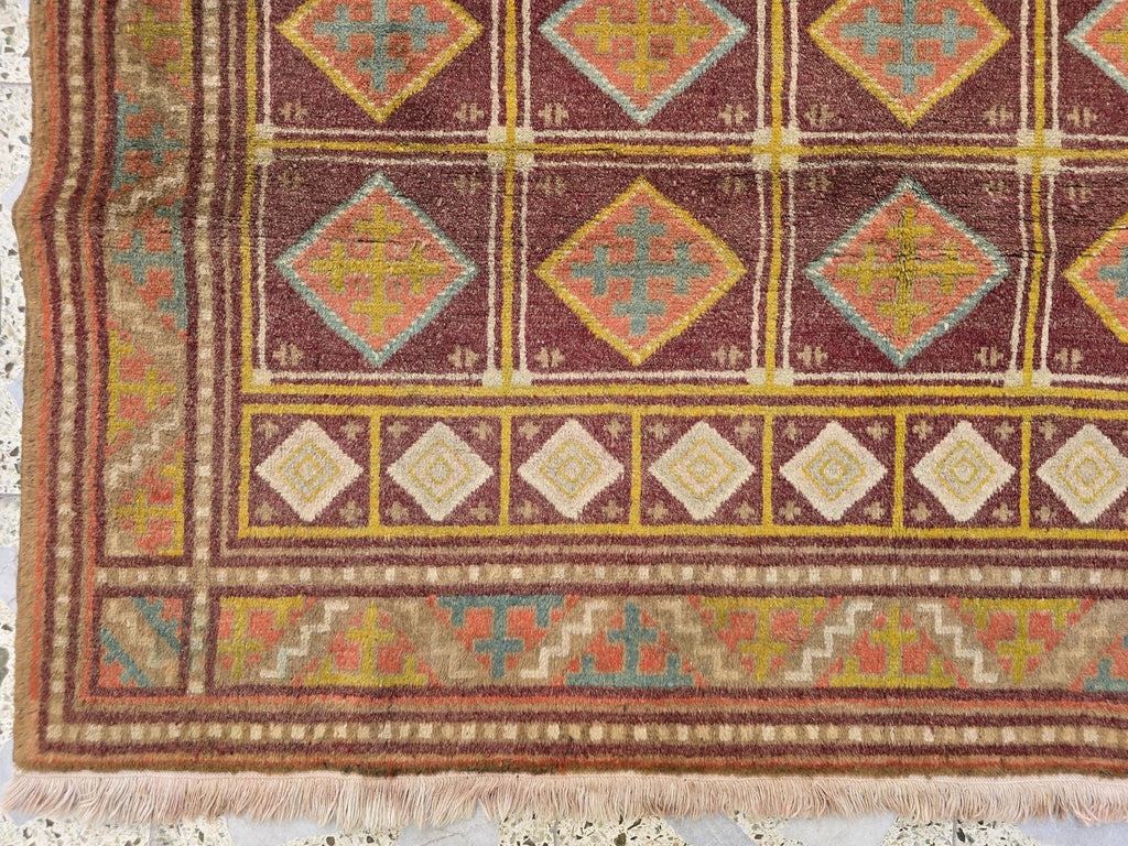 Vintage Afghan Wool Rug: 5.9 x 4.1 ft, Geometric Tribal Design