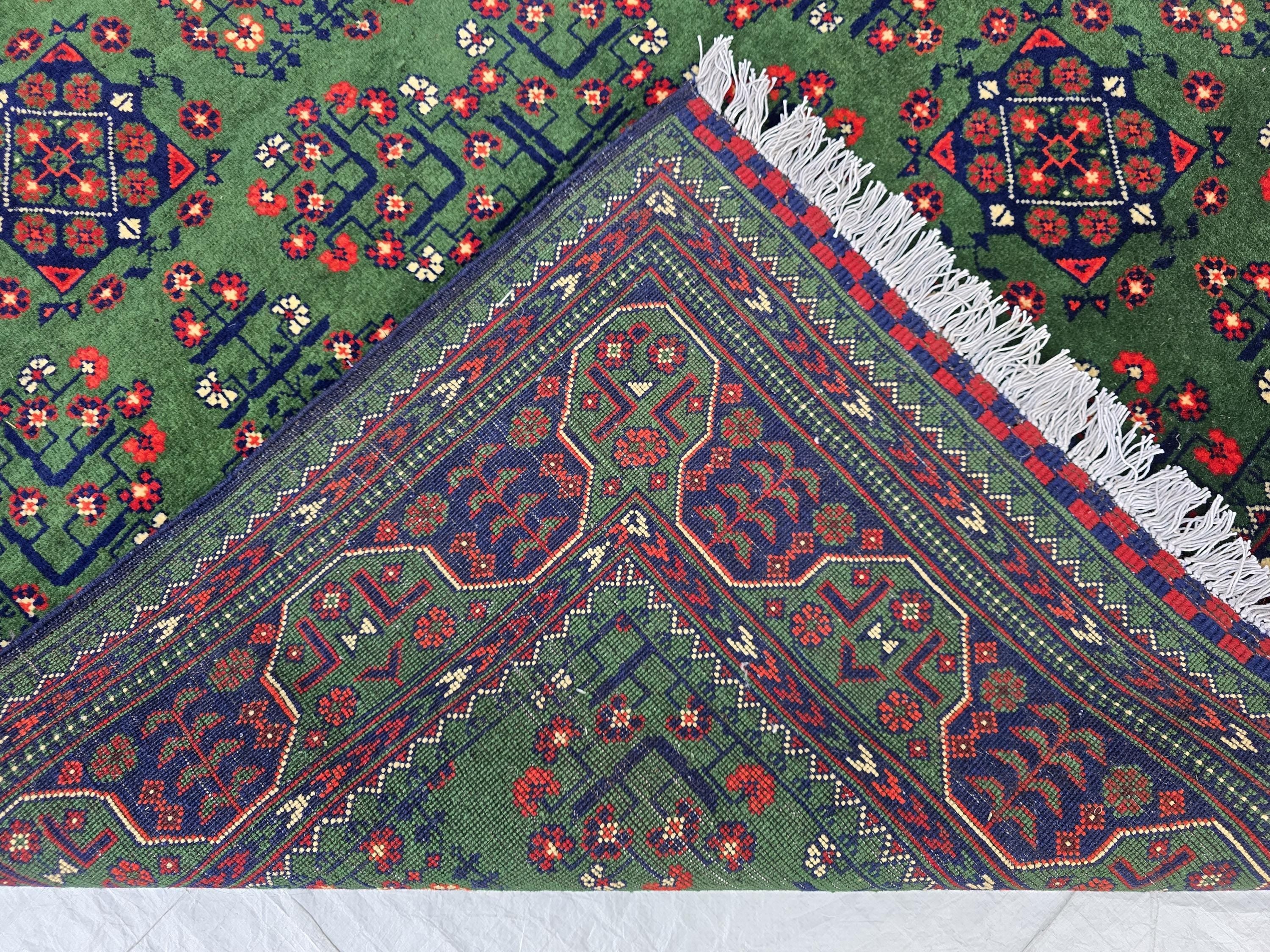 Green Bukhara 5x7 Ft Rug, Handmade Geometric Wool Carpet for Living Room