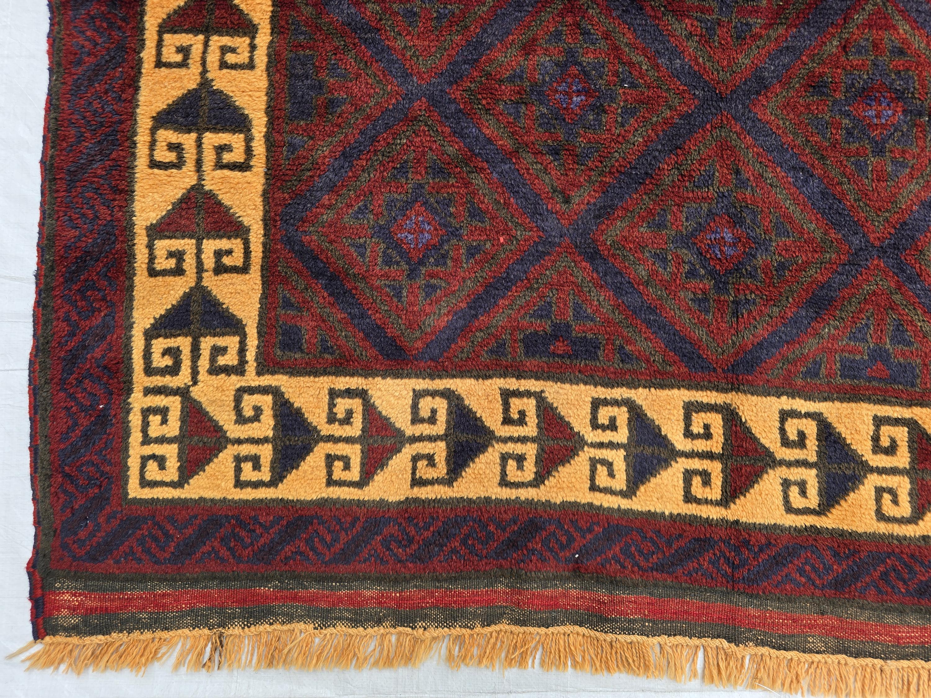 5x8 Ft Soft High Pile Antique Style Rug, Burgundy Tribal Geometric Area Carpet