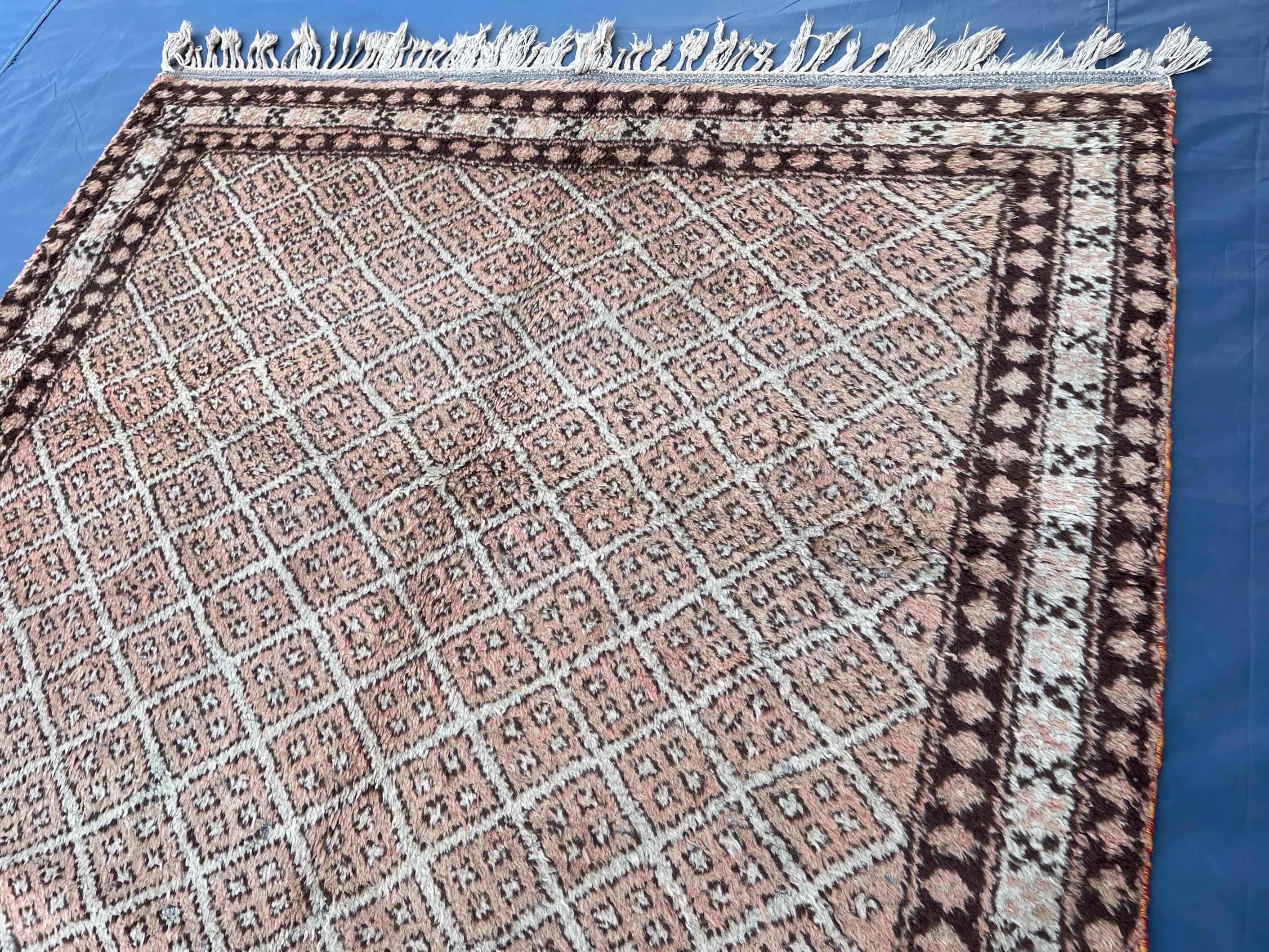 4x6 Vintage Tribal Wool Rug – Beige & Brown Geometric Diamond Pattern – Handmade Bohemian Area Rug