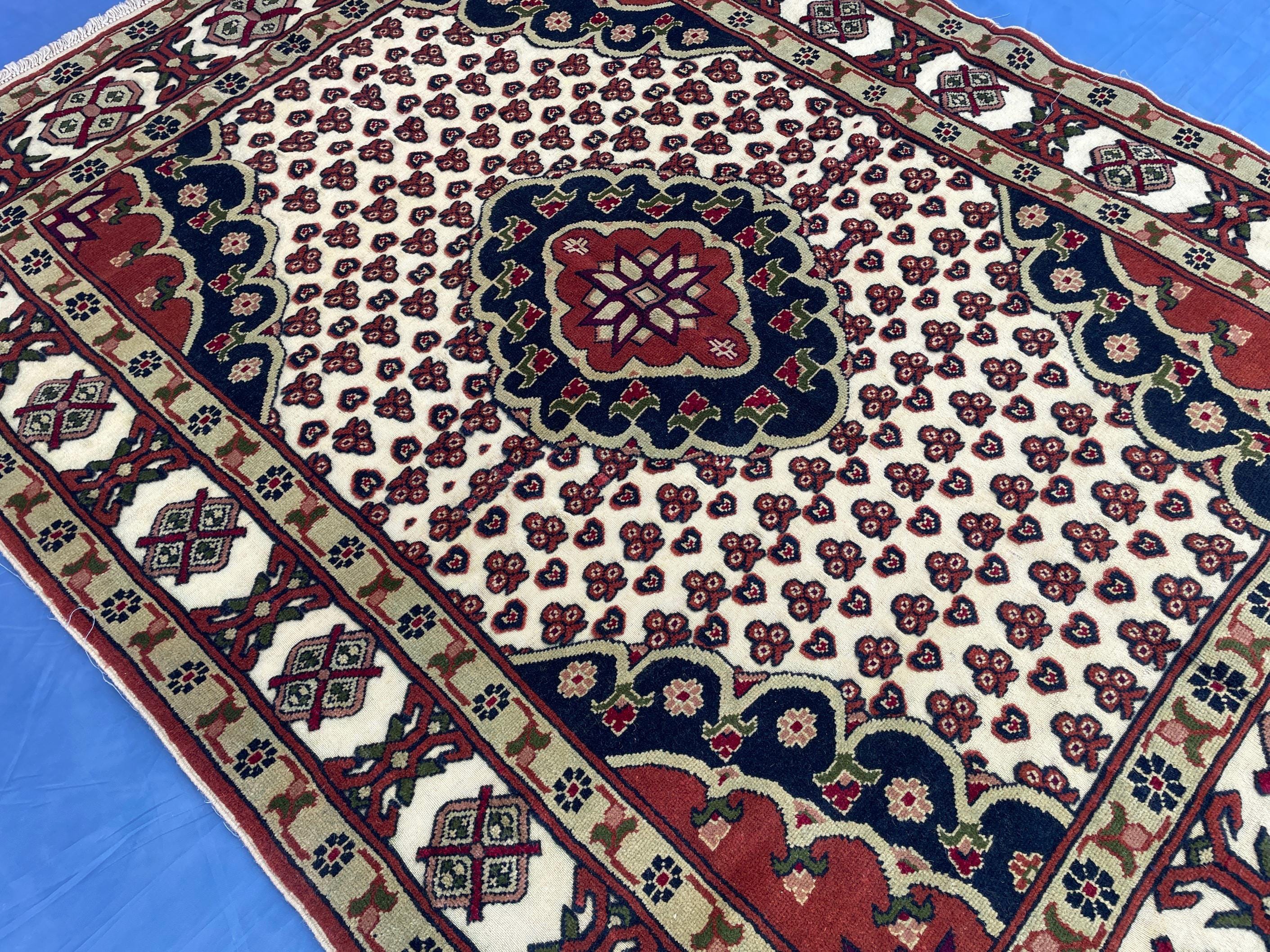 4x6 Medallion Design Handmade Afghan Vintage Wool Area Rug, Carpet for Bedroom