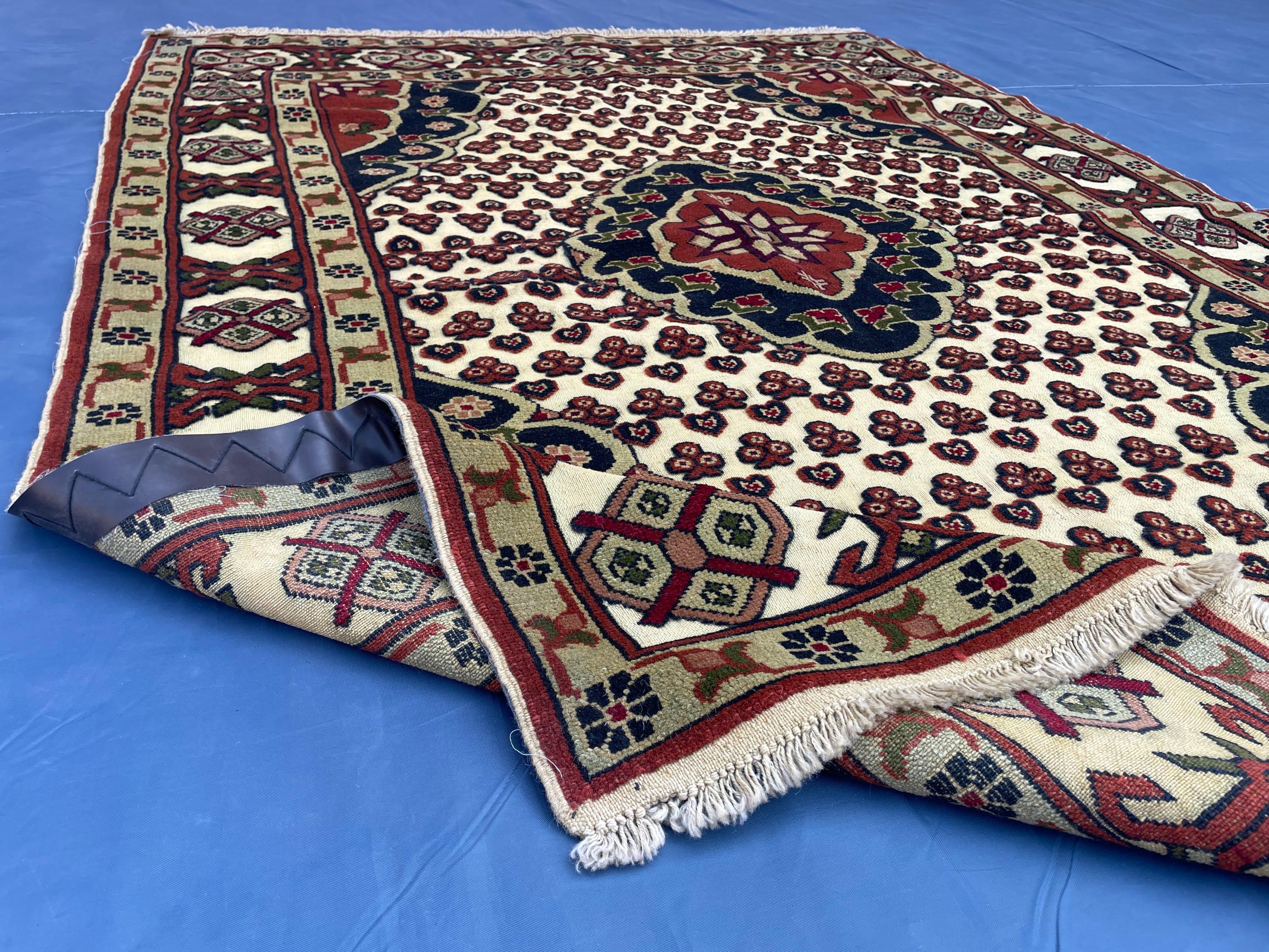 4x6 Medallion Design Handmade Afghan Vintage Wool Area Rug, Carpet for Bedroom
