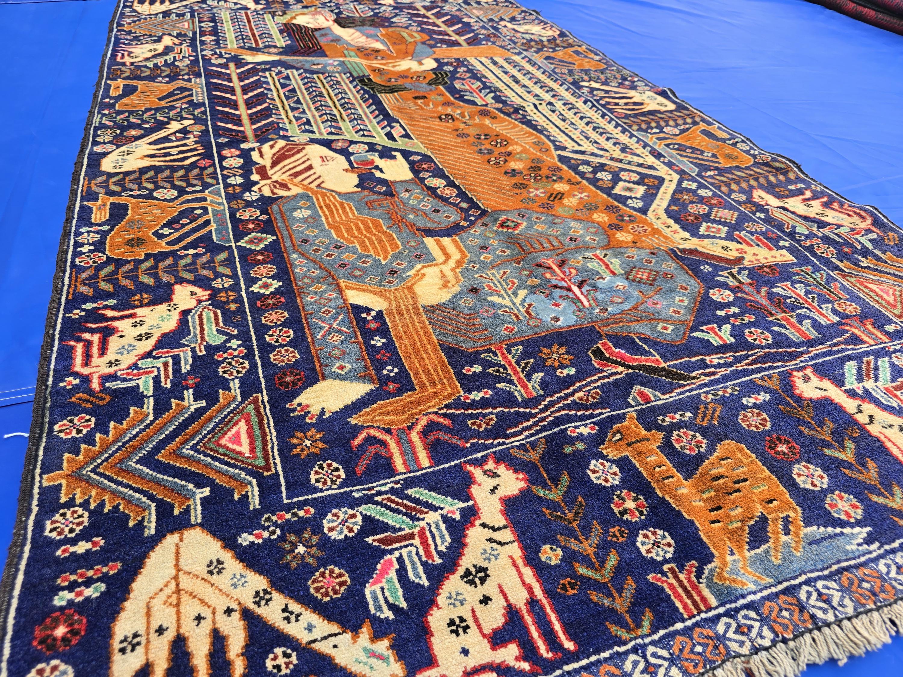 Decorative Tribal Area Rug with Romeo juliet Figure Motif – 3'6" x 6'5 ft - Boho Home Decor