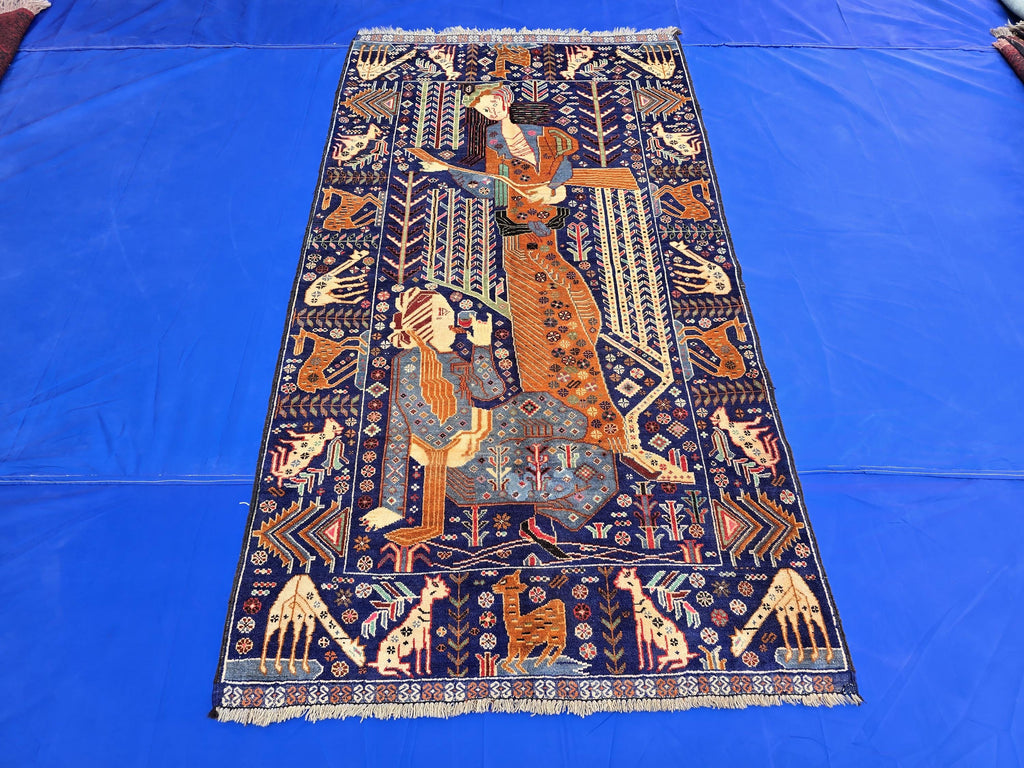 Decorative Tribal Area Rug with Romeo juliet Figure Motif – 3'6" x 6'5 ft - Boho Home Decor
