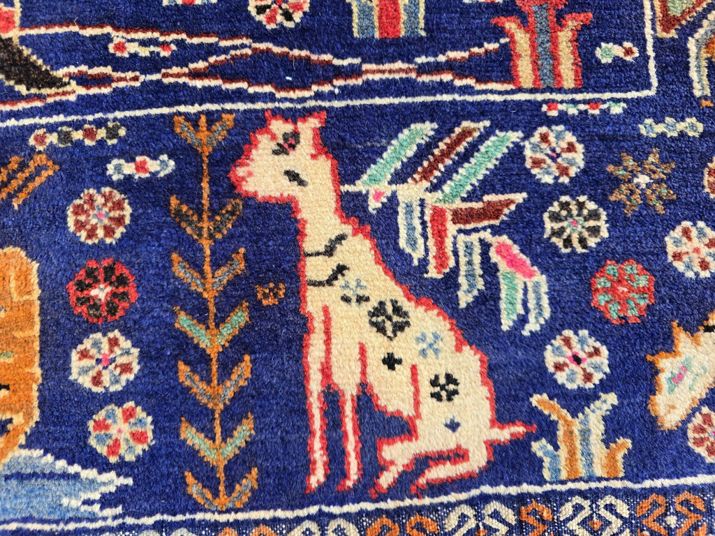 Decorative Tribal Area Rug with Romeo juliet Figure Motif – 3'6" x 6'5 ft - Boho Home Decor