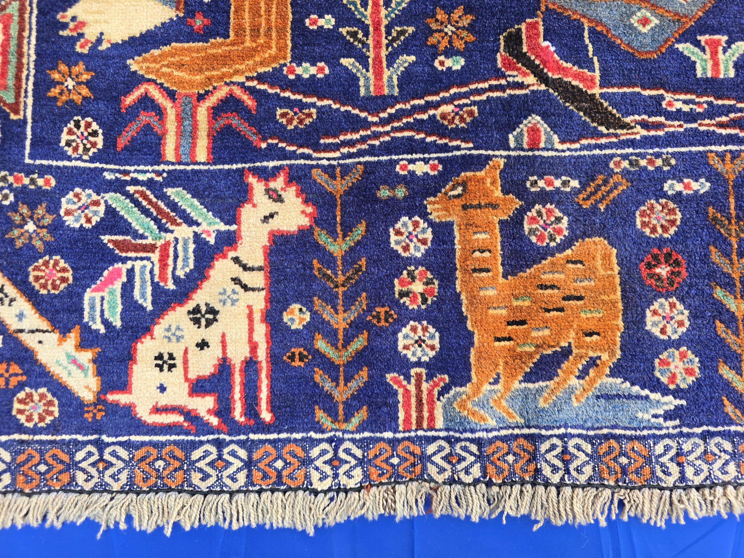 Decorative Tribal Area Rug with Romeo juliet Figure Motif – 3'6" x 6'5 ft - Boho Home Decor