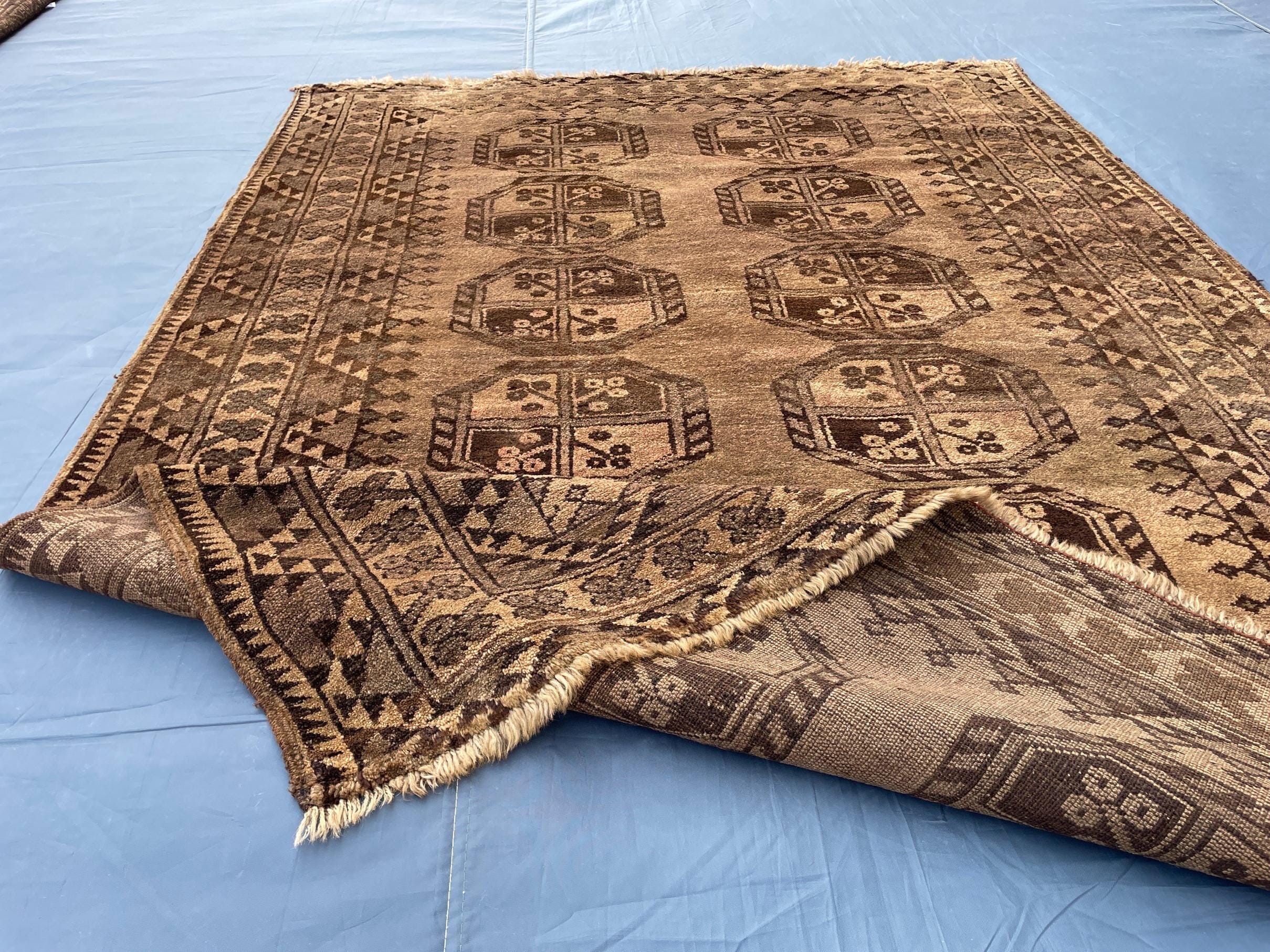 Antique Handwoven Filpie Geometric Tribal Rug - Bedroom Decor - 5.11 x 4.4 ft