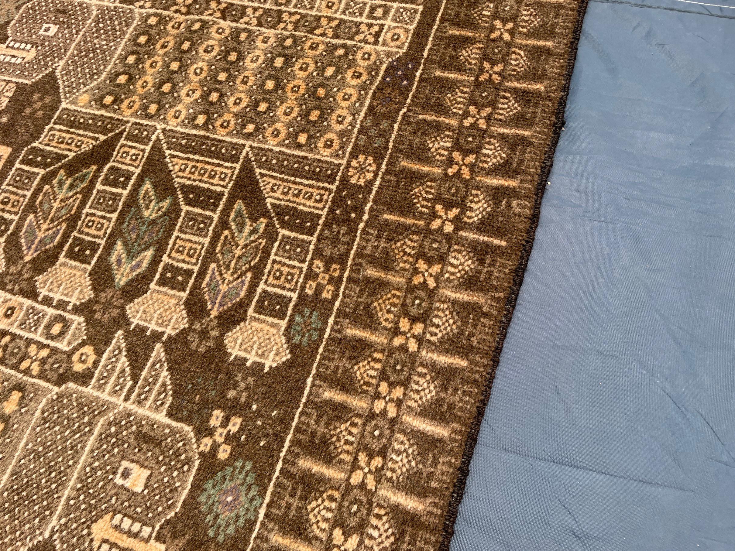 Vintage Pictorial Baluchi Handmade Wool Tribal Carpet - Rug for Living Room - 3x5 ft