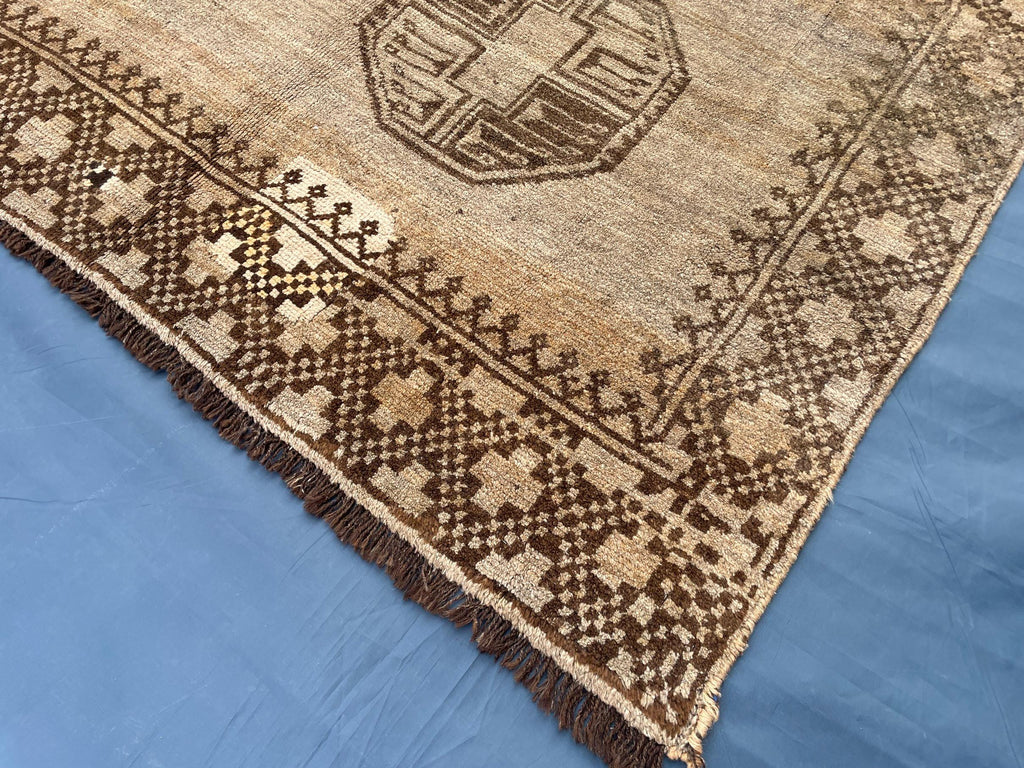 Vintage Afghan Hand-Knotted Wool Rug (8.5 x 4.10 ft) – Turkmen Pattern