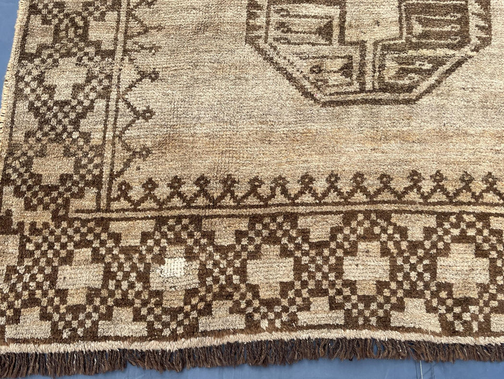 Vintage Afghan Hand-Knotted Wool Rug (8.5 x 4.10 ft) – Turkmen Pattern