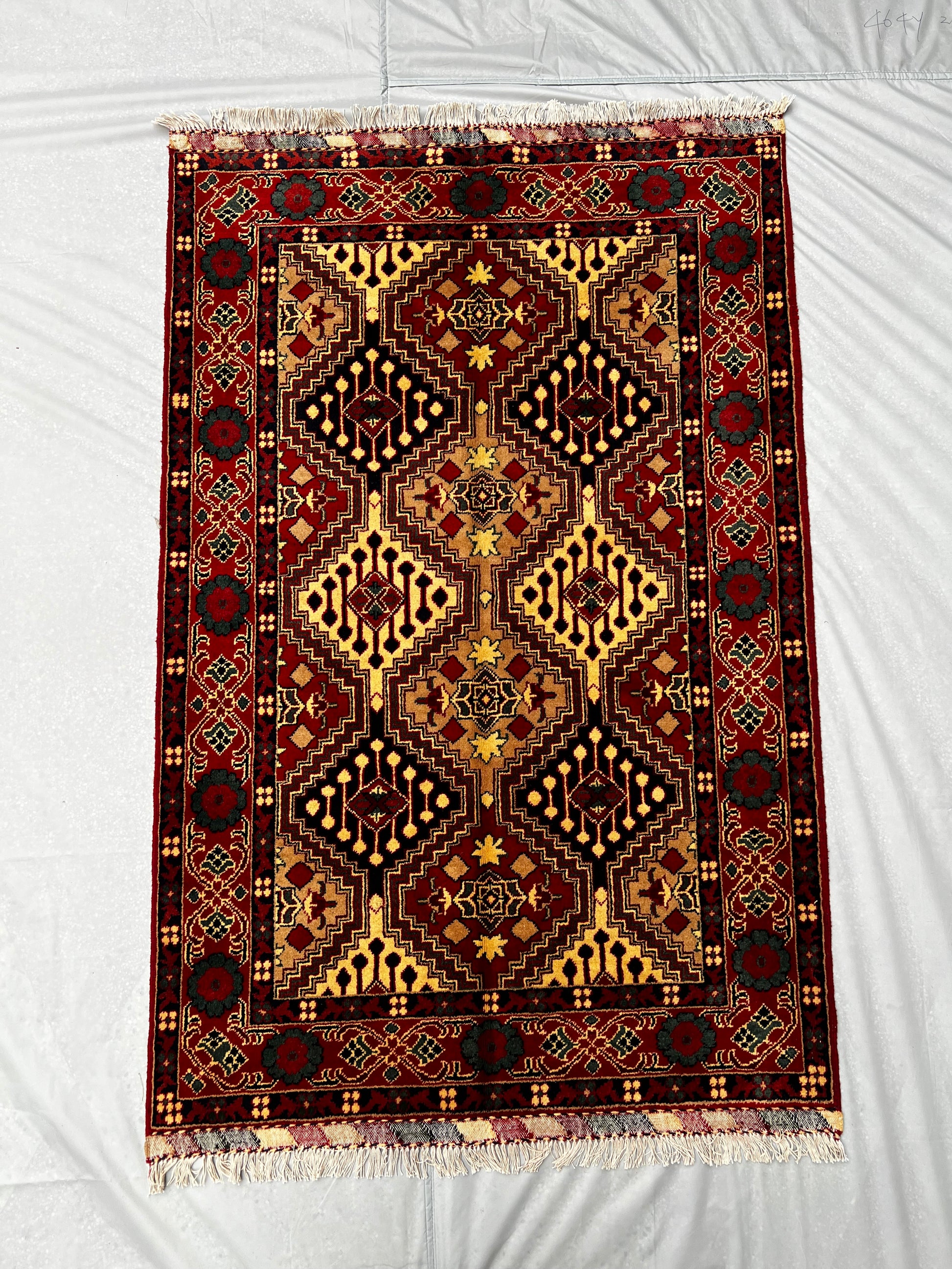 Afghan Hand Knotted/ Knitted Living Room/Dining Room Yousuf Bayi  Mernious Area Rug 5.1ftx3.2ft (YB-M-5X3-Y/R-N) (Mazar-e-sharif) - Kabul Rugs